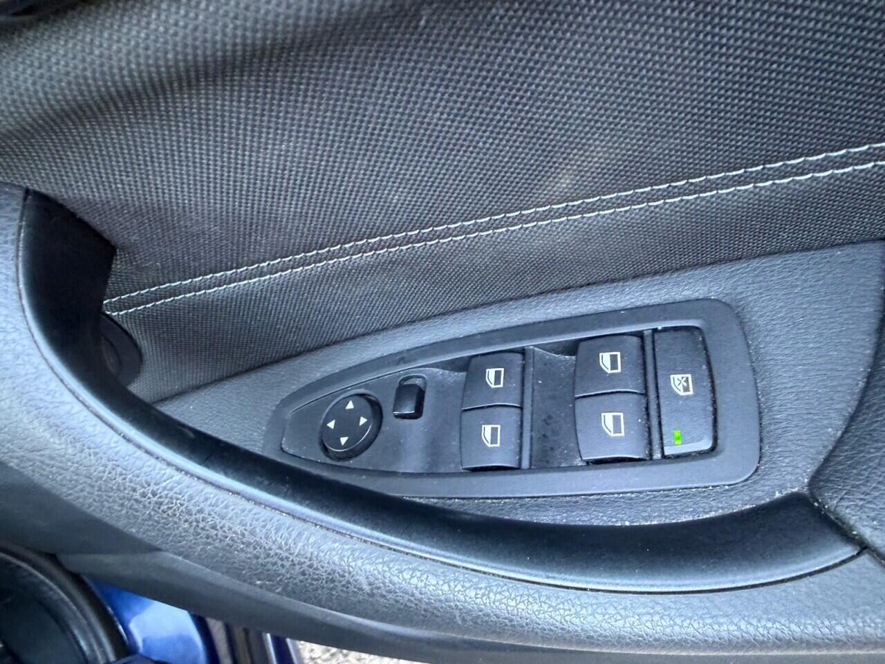 BMW X1 view 13