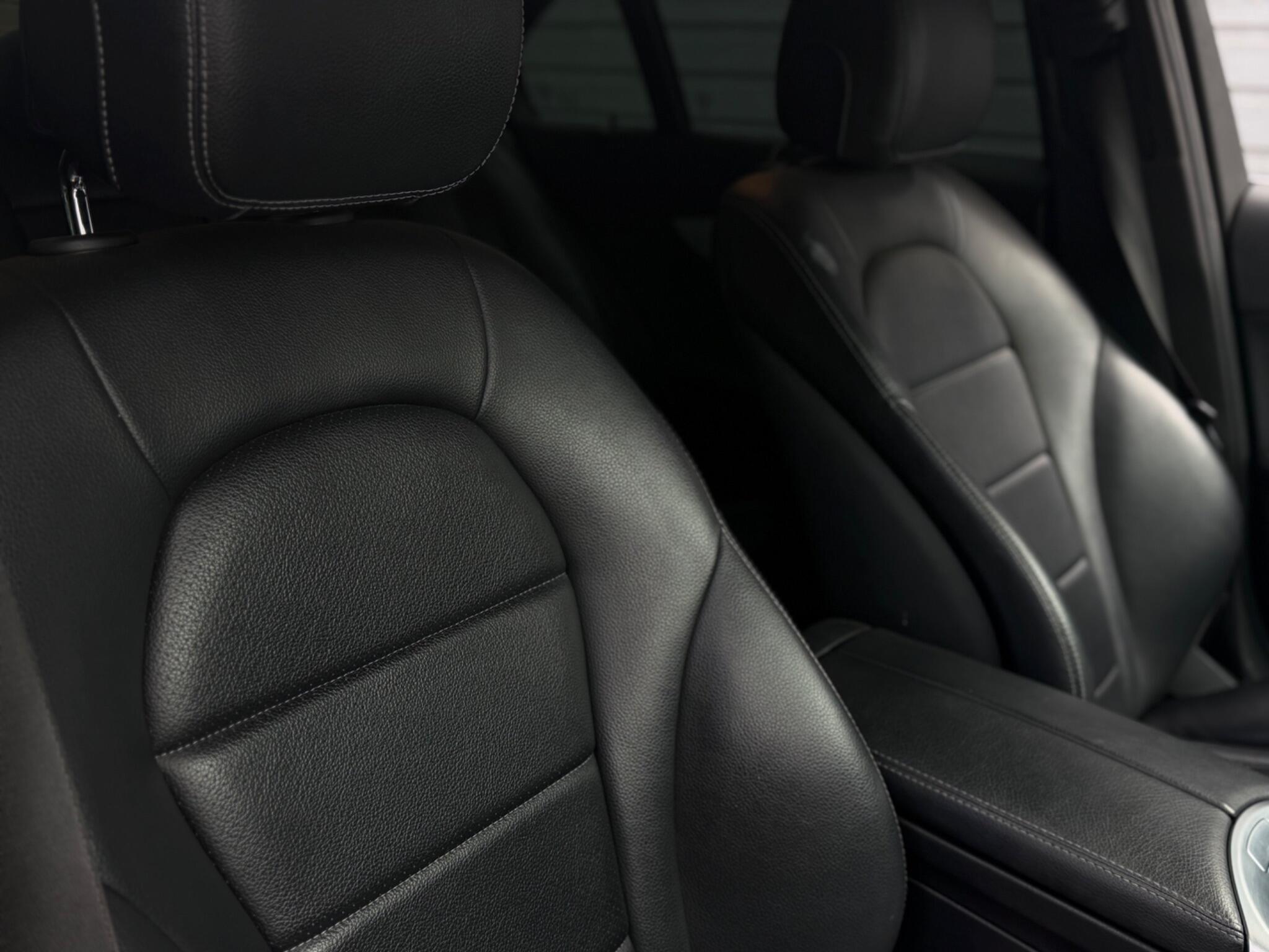 Mercedes-Benz C Class view 15