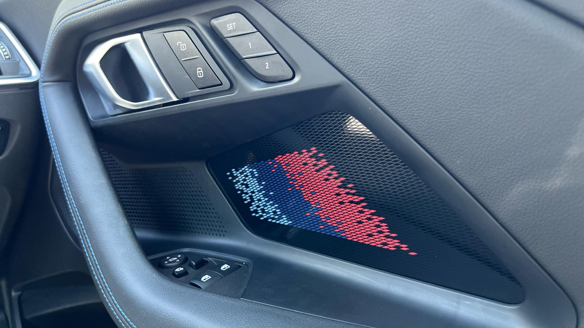 BMW M2 view 40