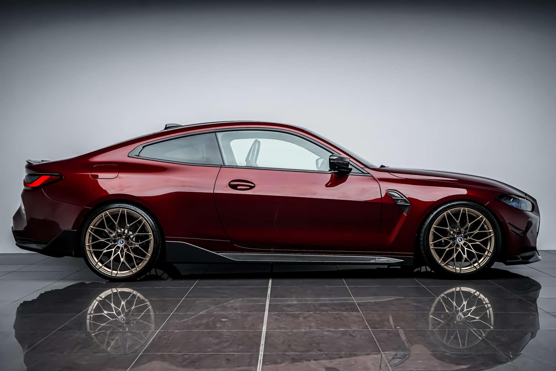 BMW M4 view 19