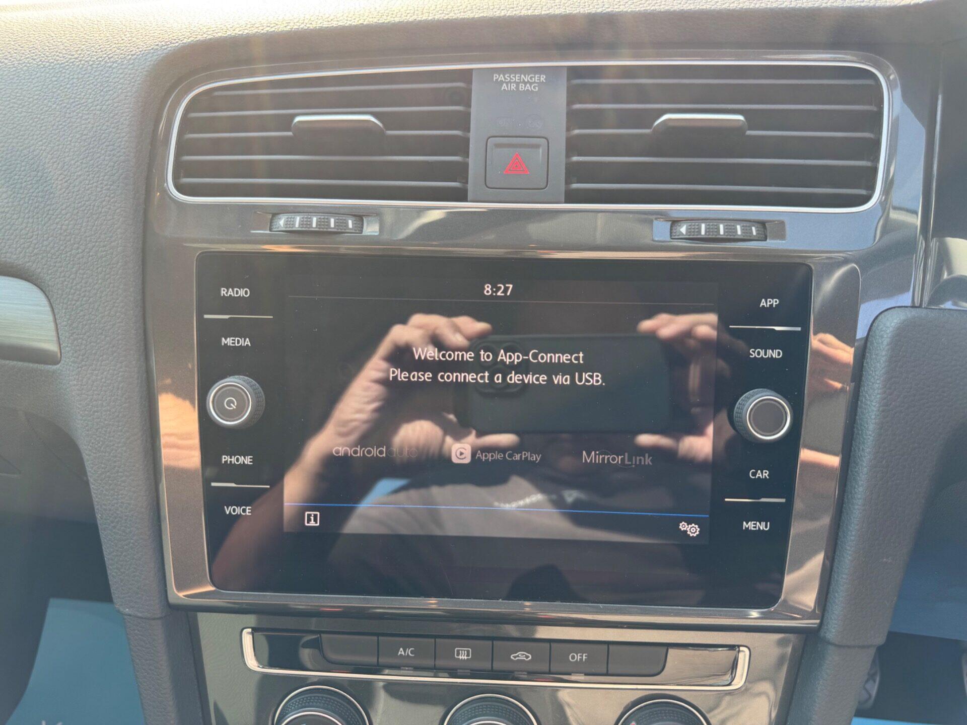 Volkswagen Golf view 61