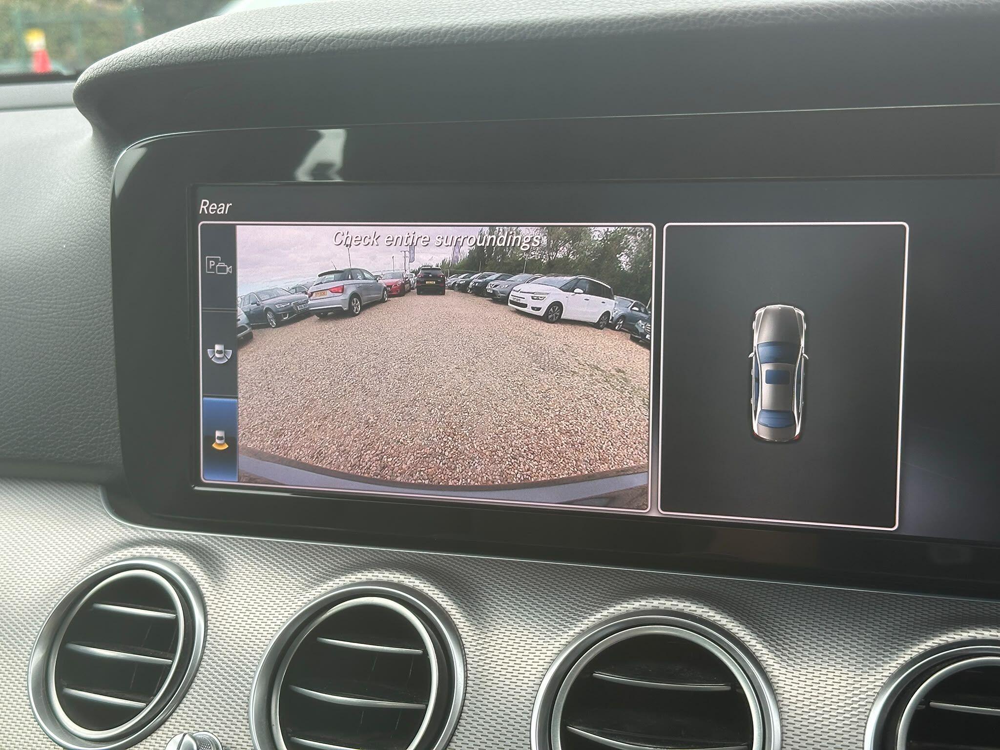 Mercedes-Benz E Class view 15