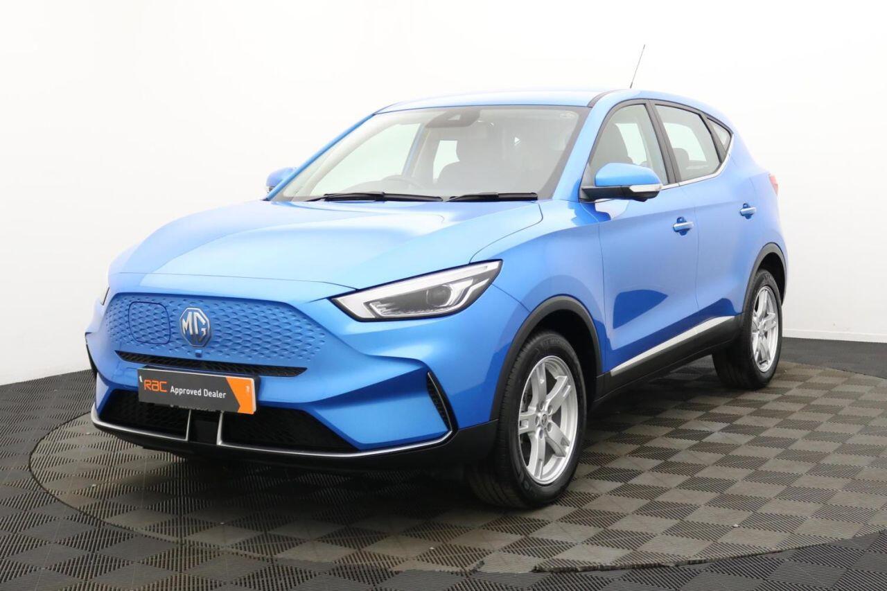 MG ZS view 9