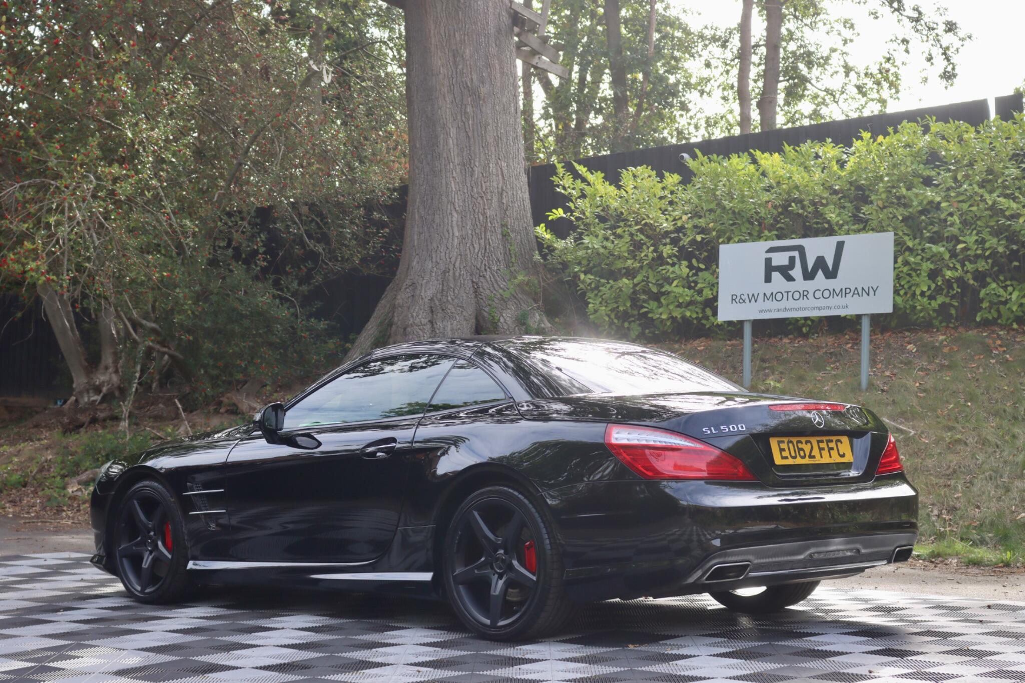Mercedes-Benz SL view 29