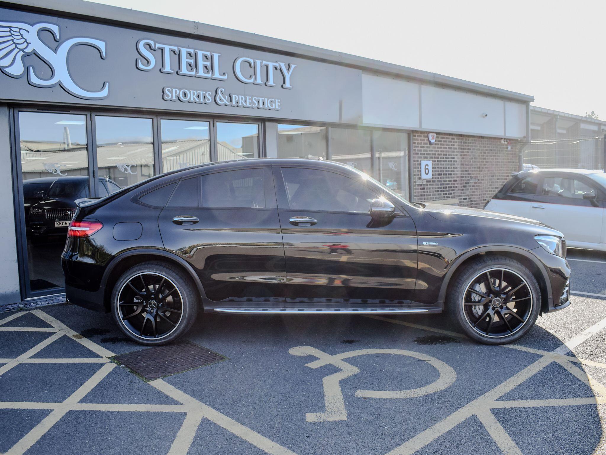 Mercedes-Benz GLC view 5