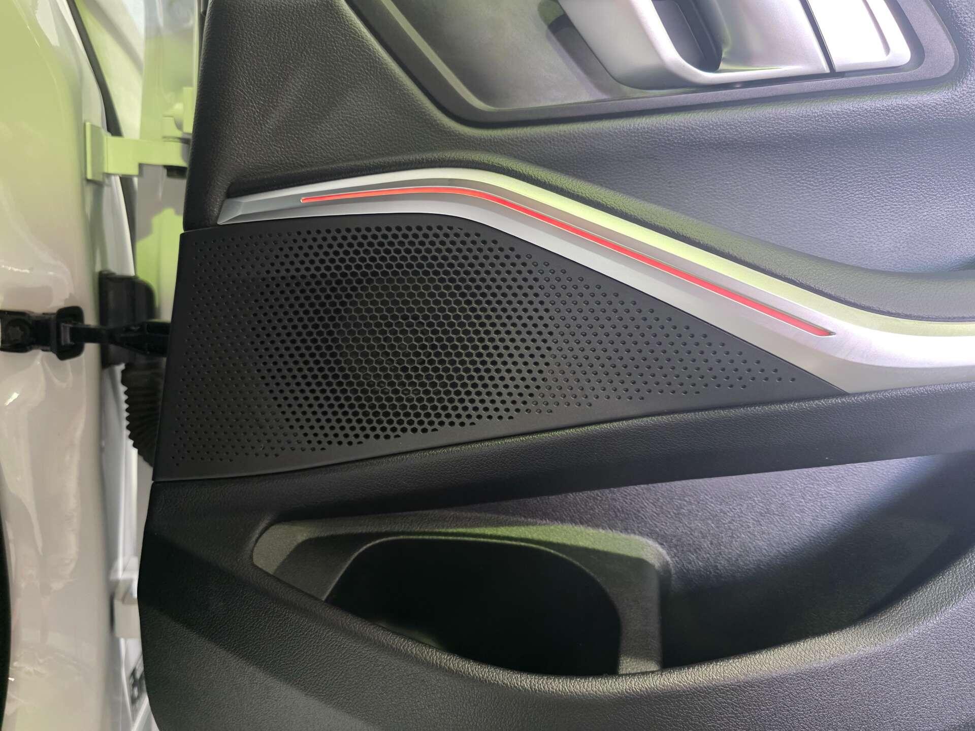 BMW 3 Series view 43