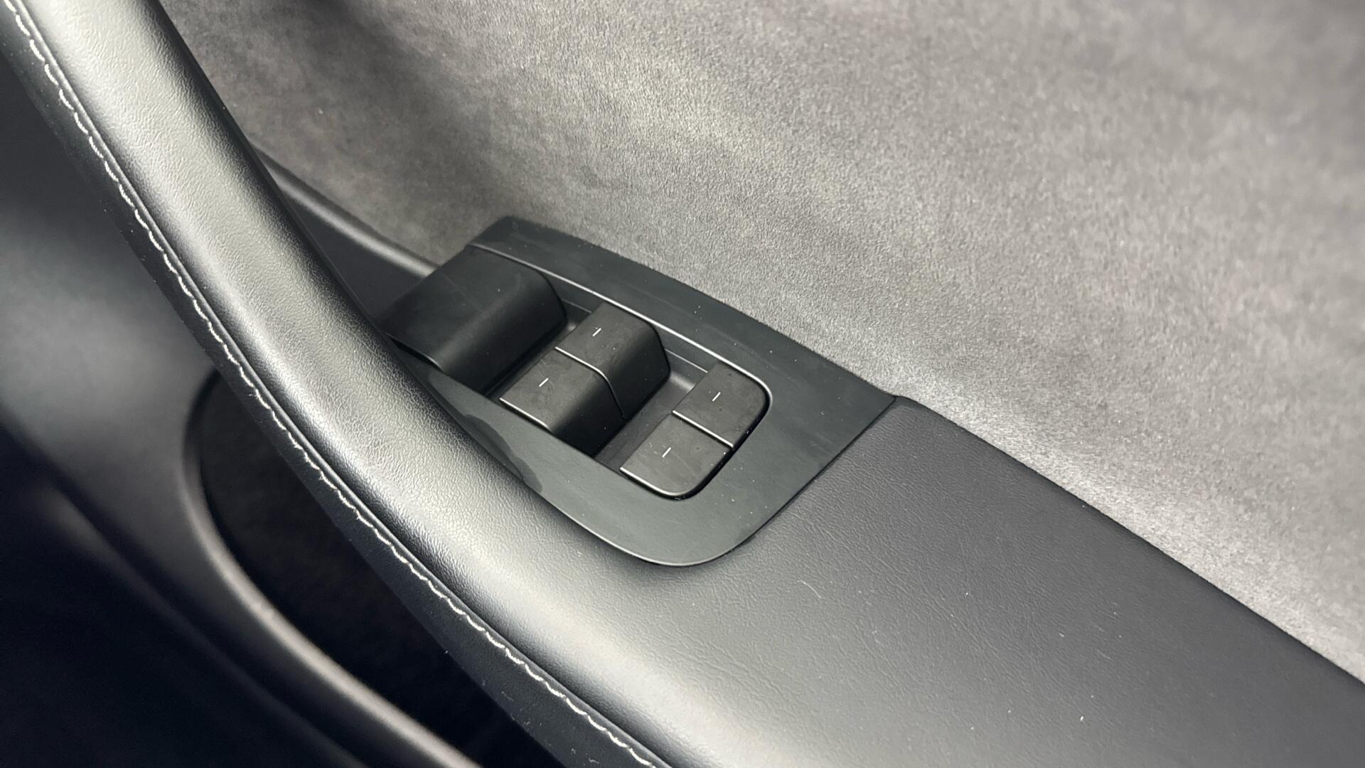 Tesla Model Y view 44