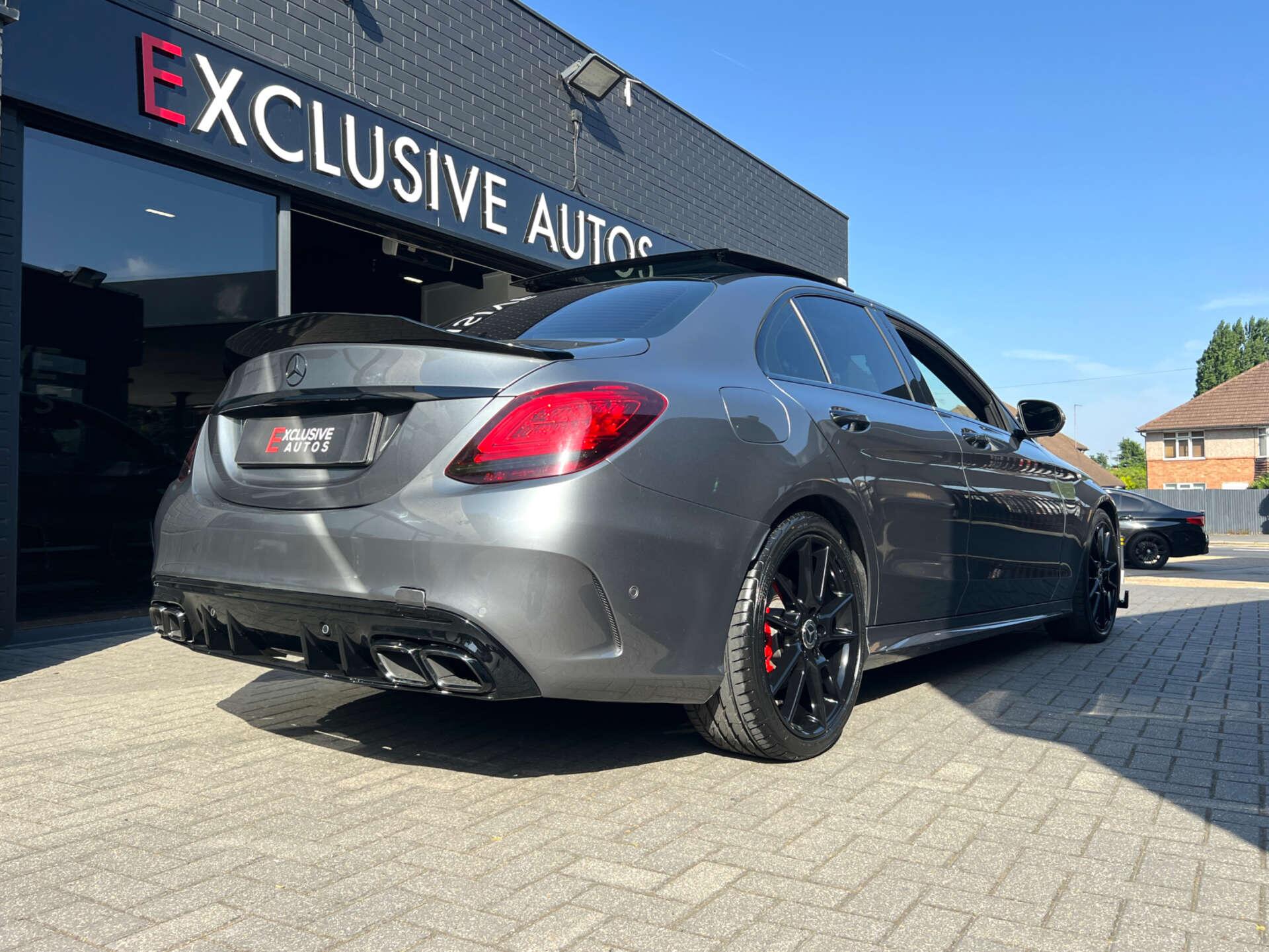 Mercedes-Benz C Class view 3