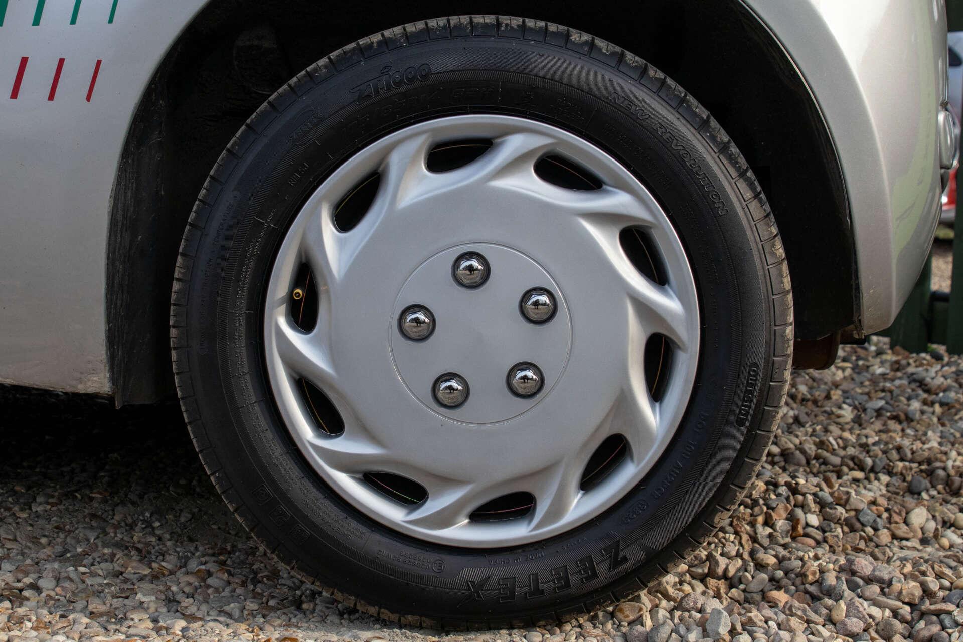 Fiat 500 view 29