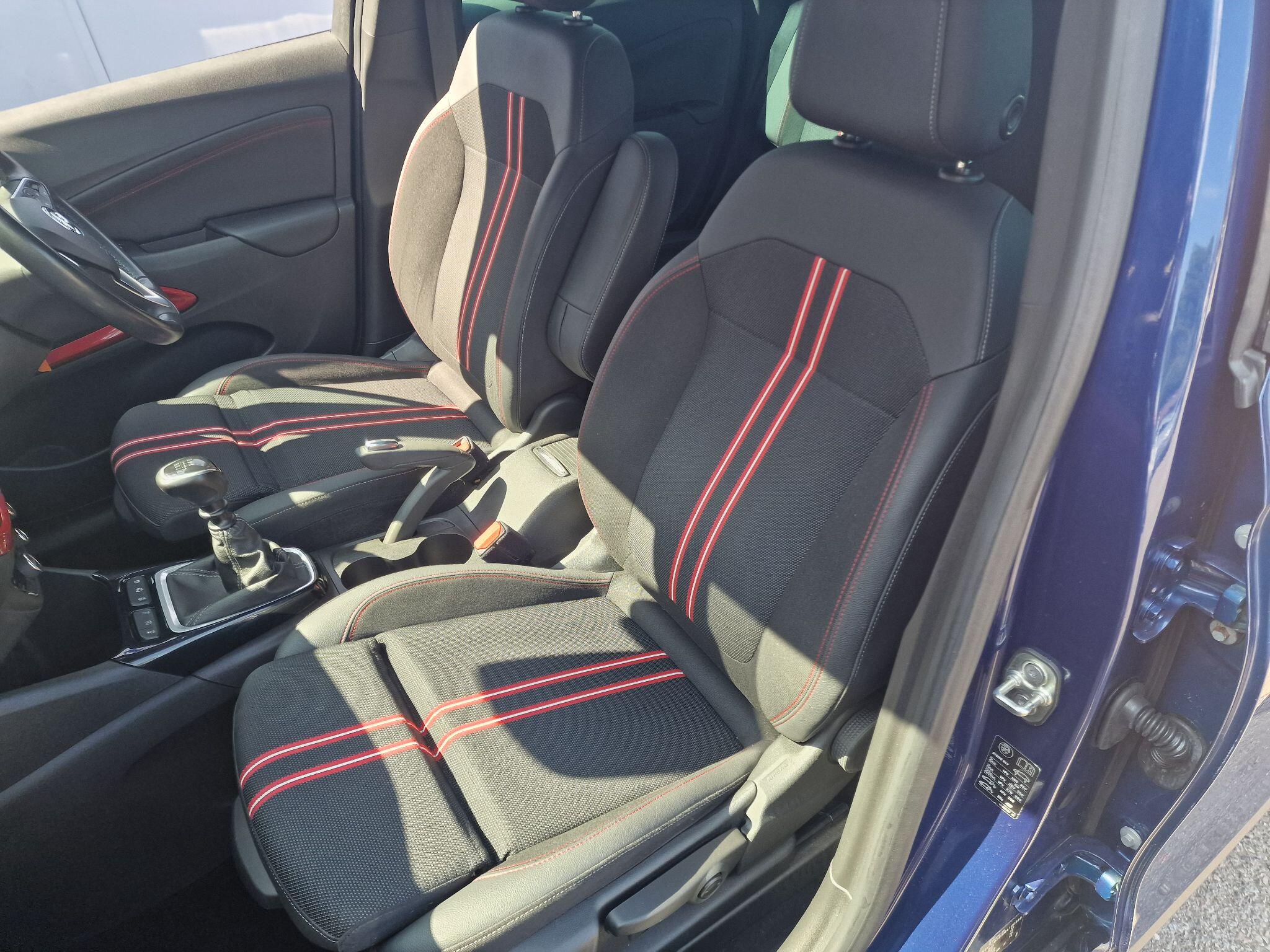 Vauxhall Crossland view 40