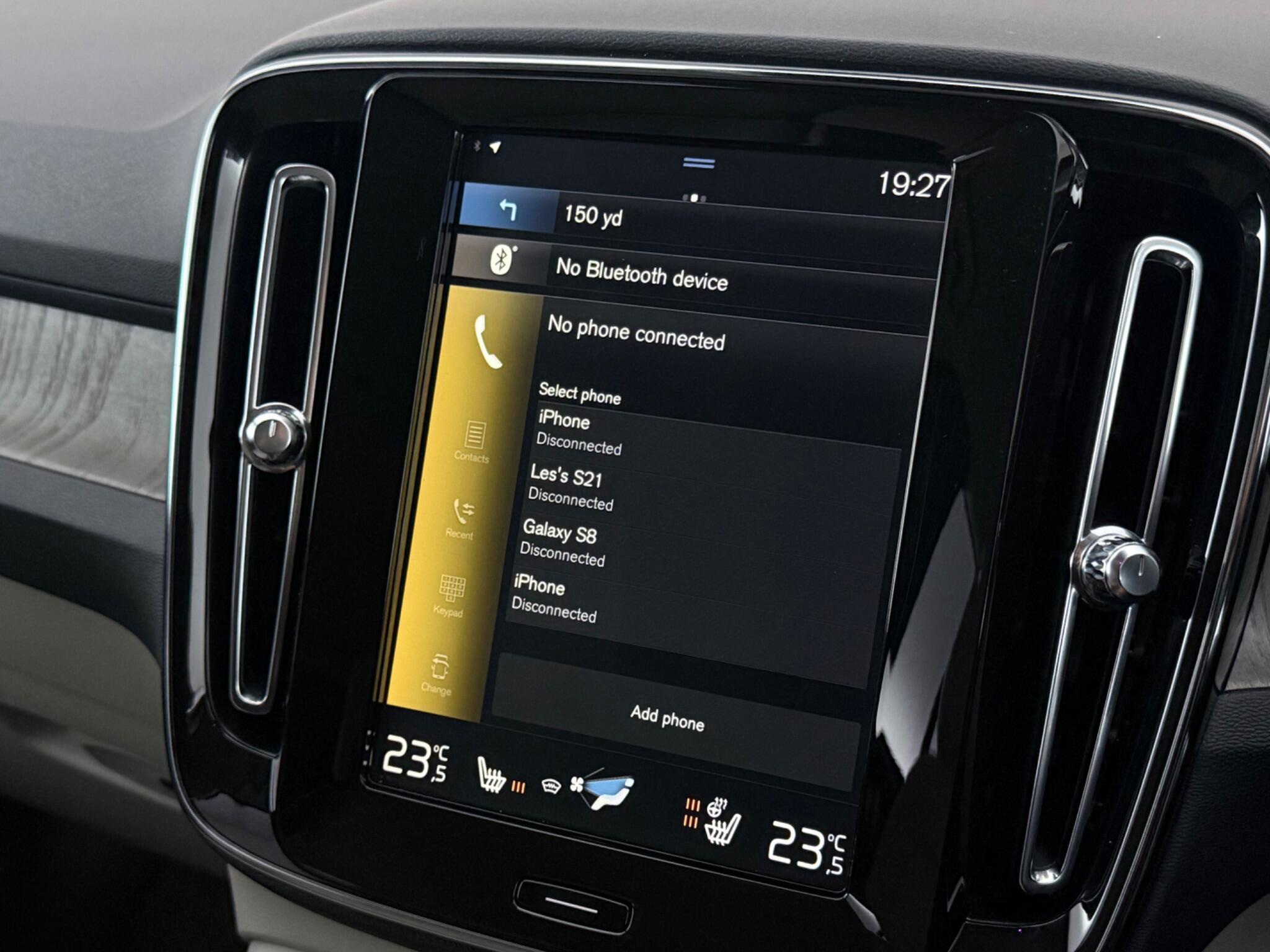 Volvo XC40 view 35