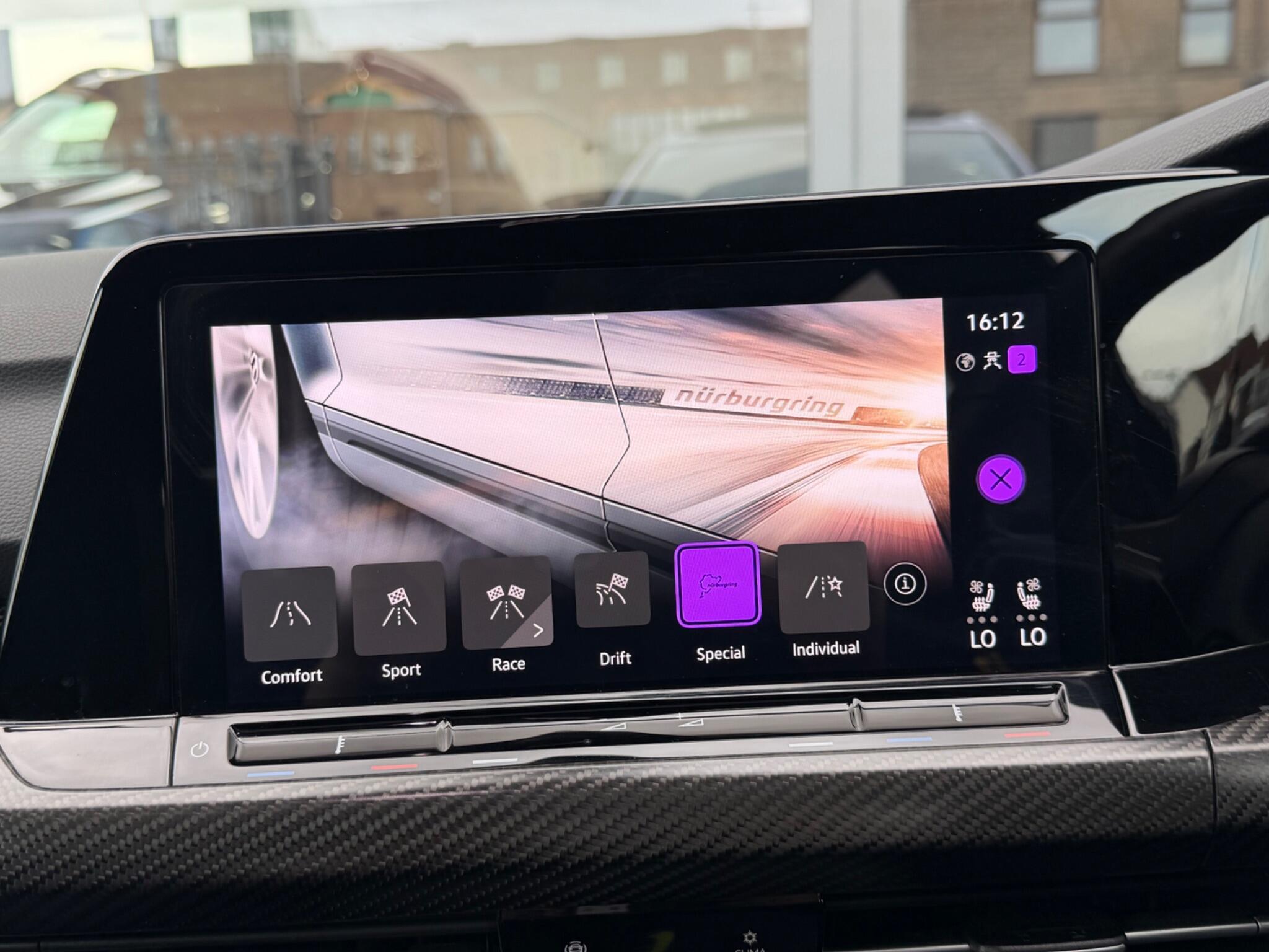 Volkswagen Golf view 24