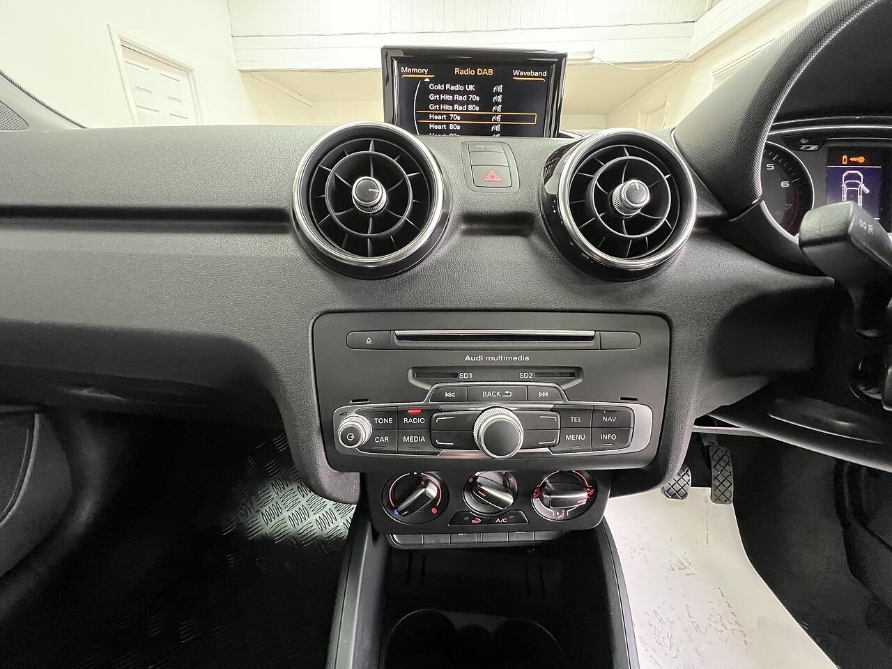Audi A1 view 11