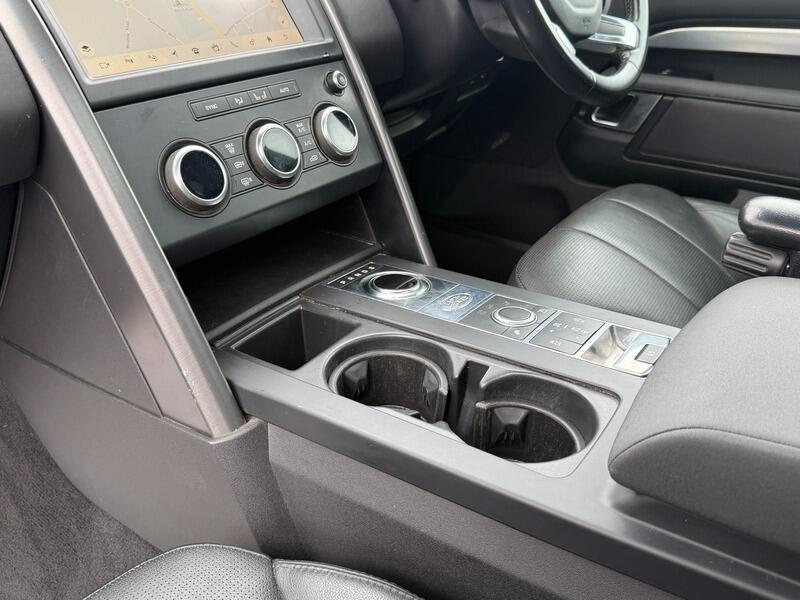 Land Rover Discovery 3 view 33