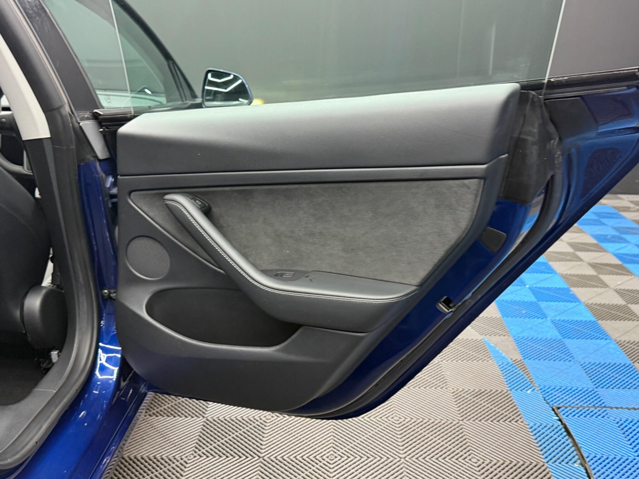 Tesla Model 3 view 37