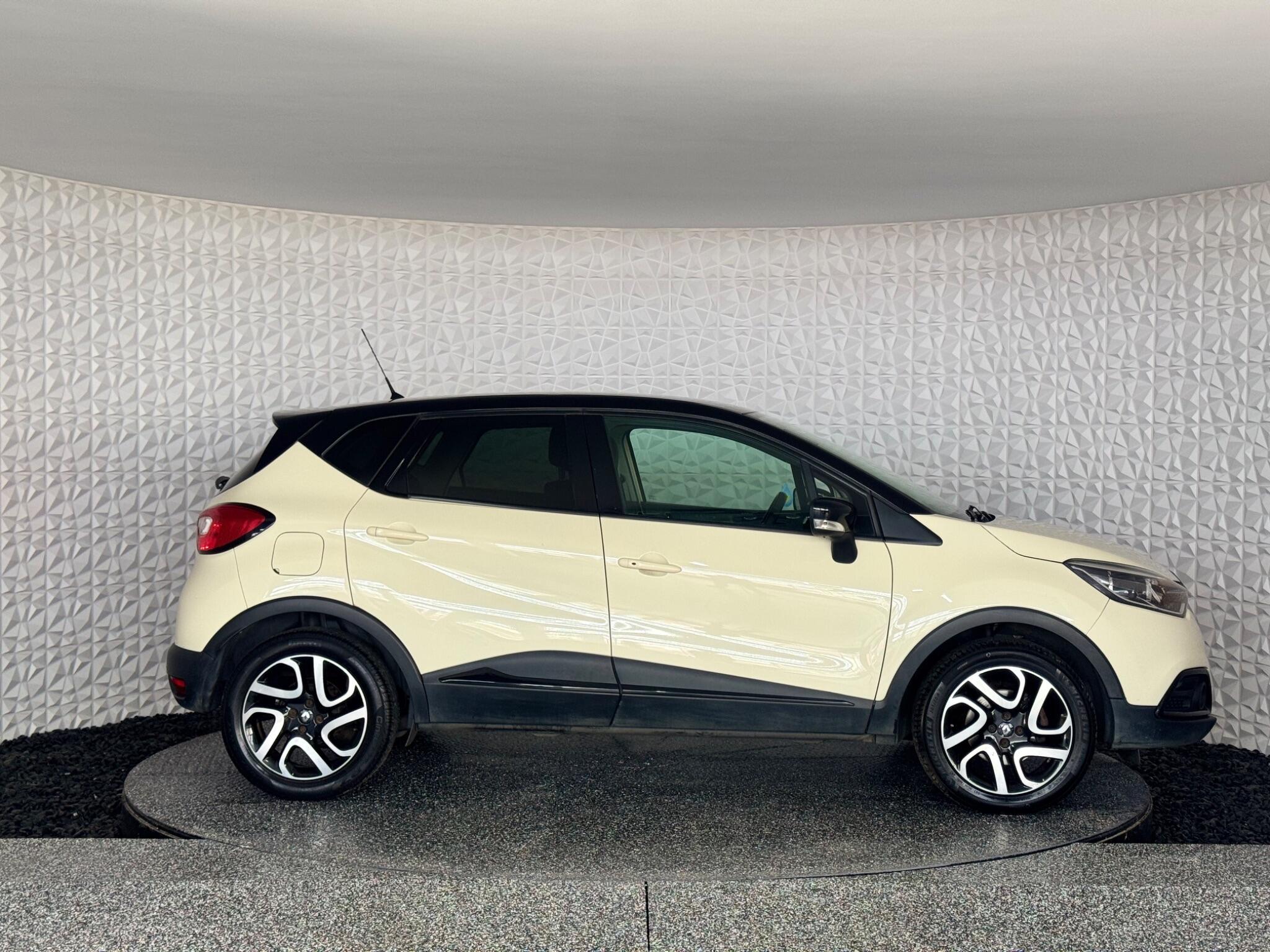 Renault Captur view 9