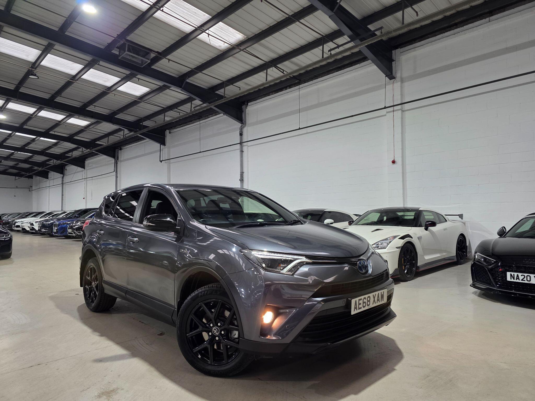 Toyota Rav4 view 3