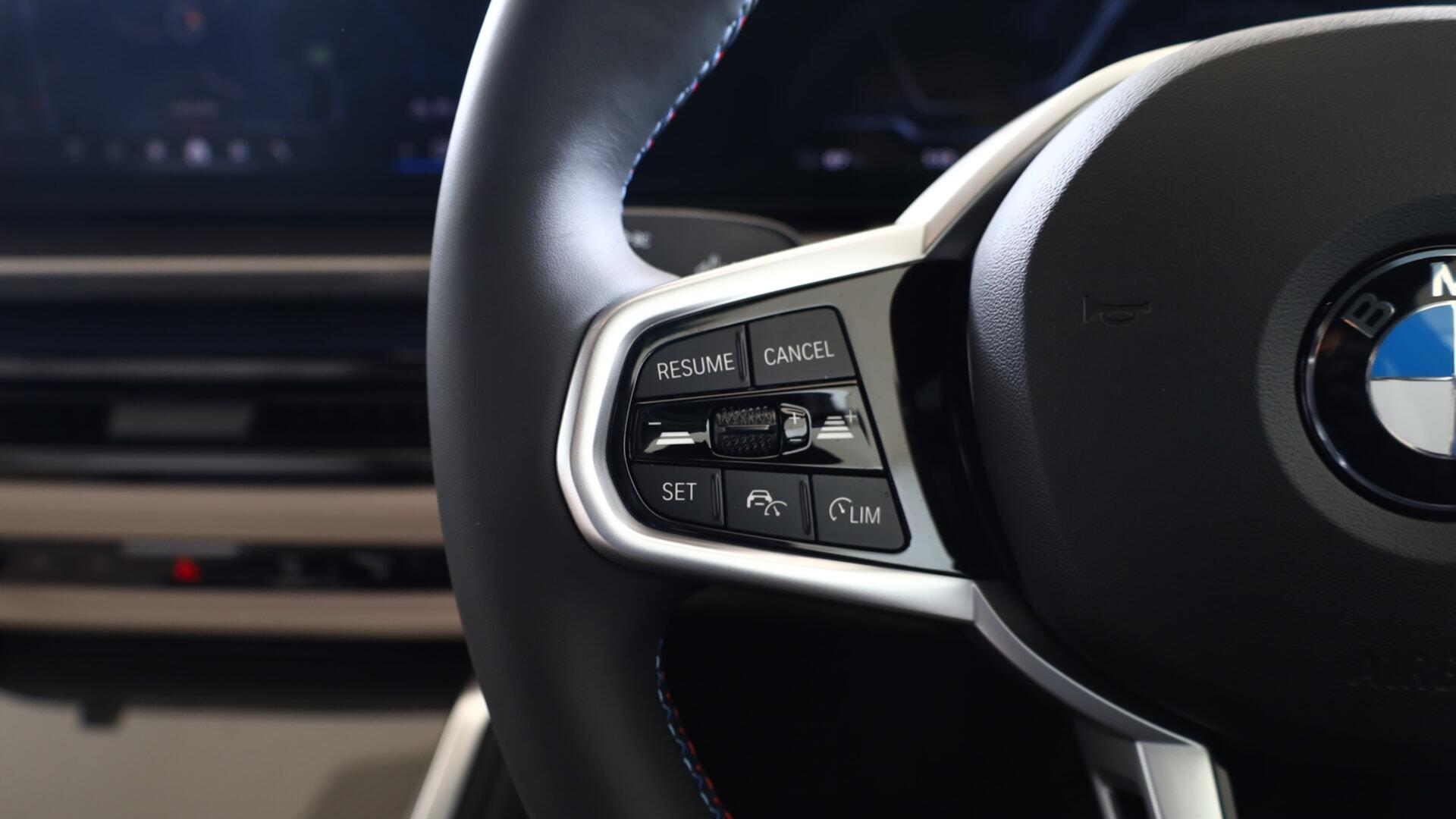 BMW i4 view 17