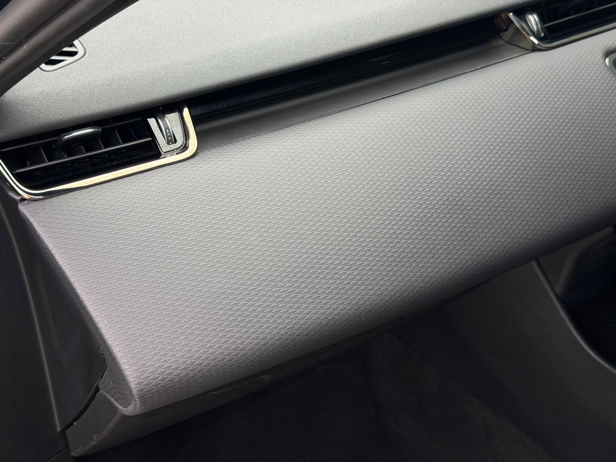 Land Rover Range Rover Evoque view 47