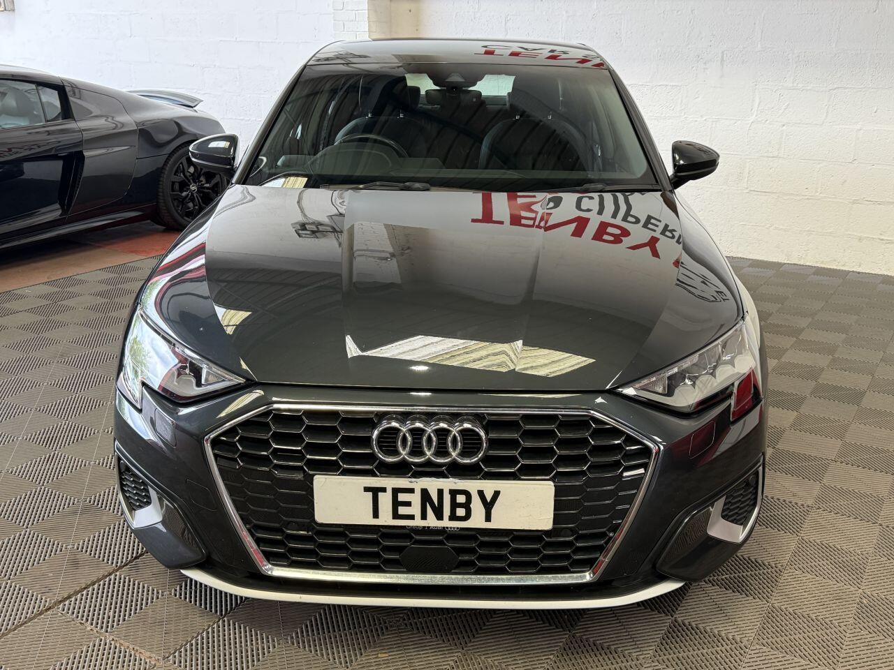 Audi A3 view 4