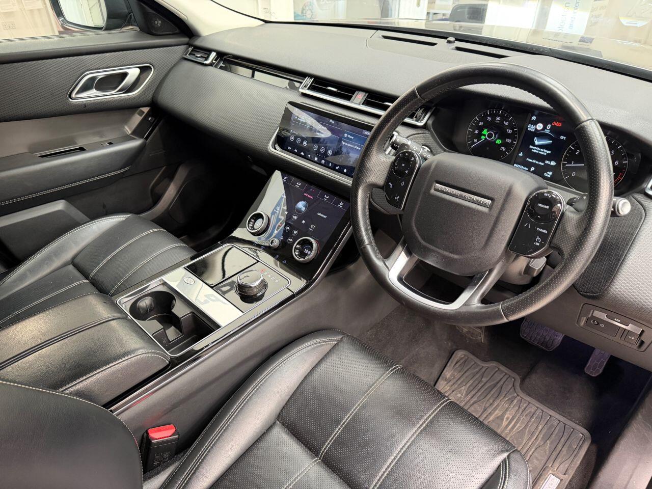 Land Rover Range Rover Velar view 32