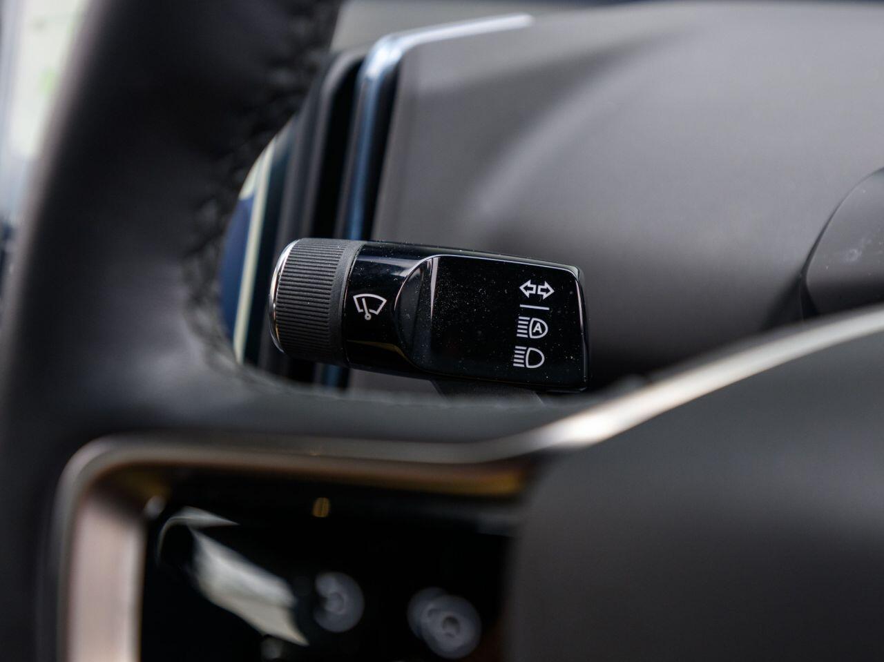 Volvo EX30 view 25