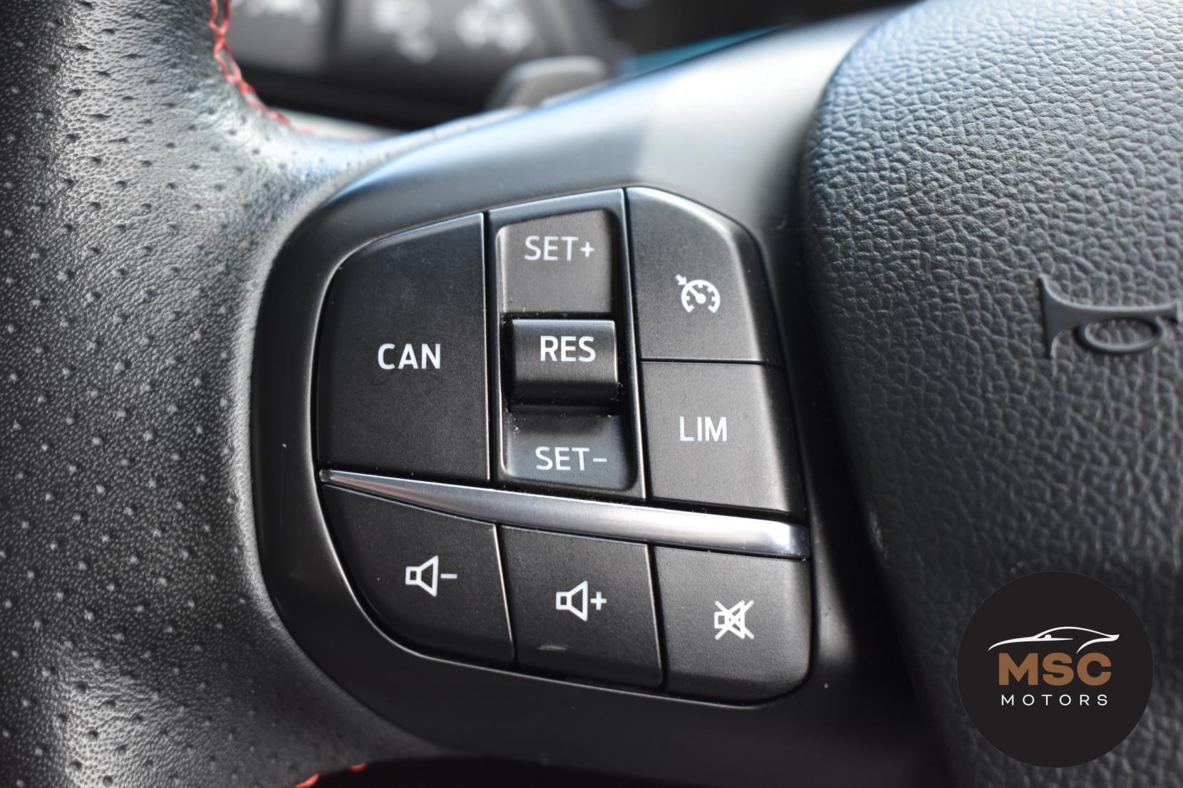 Ford Focus view 46