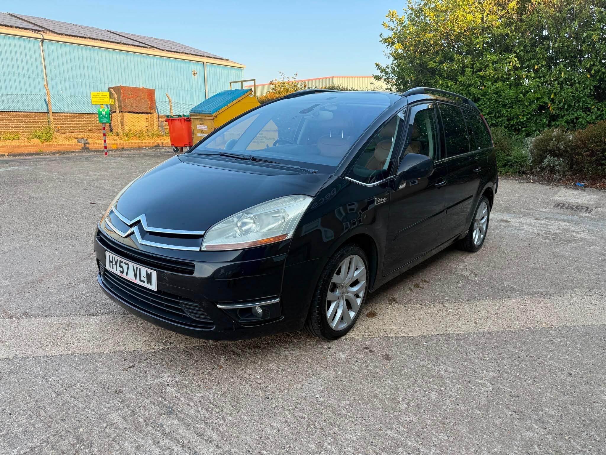 Citroen Grand C4 Picasso view 3