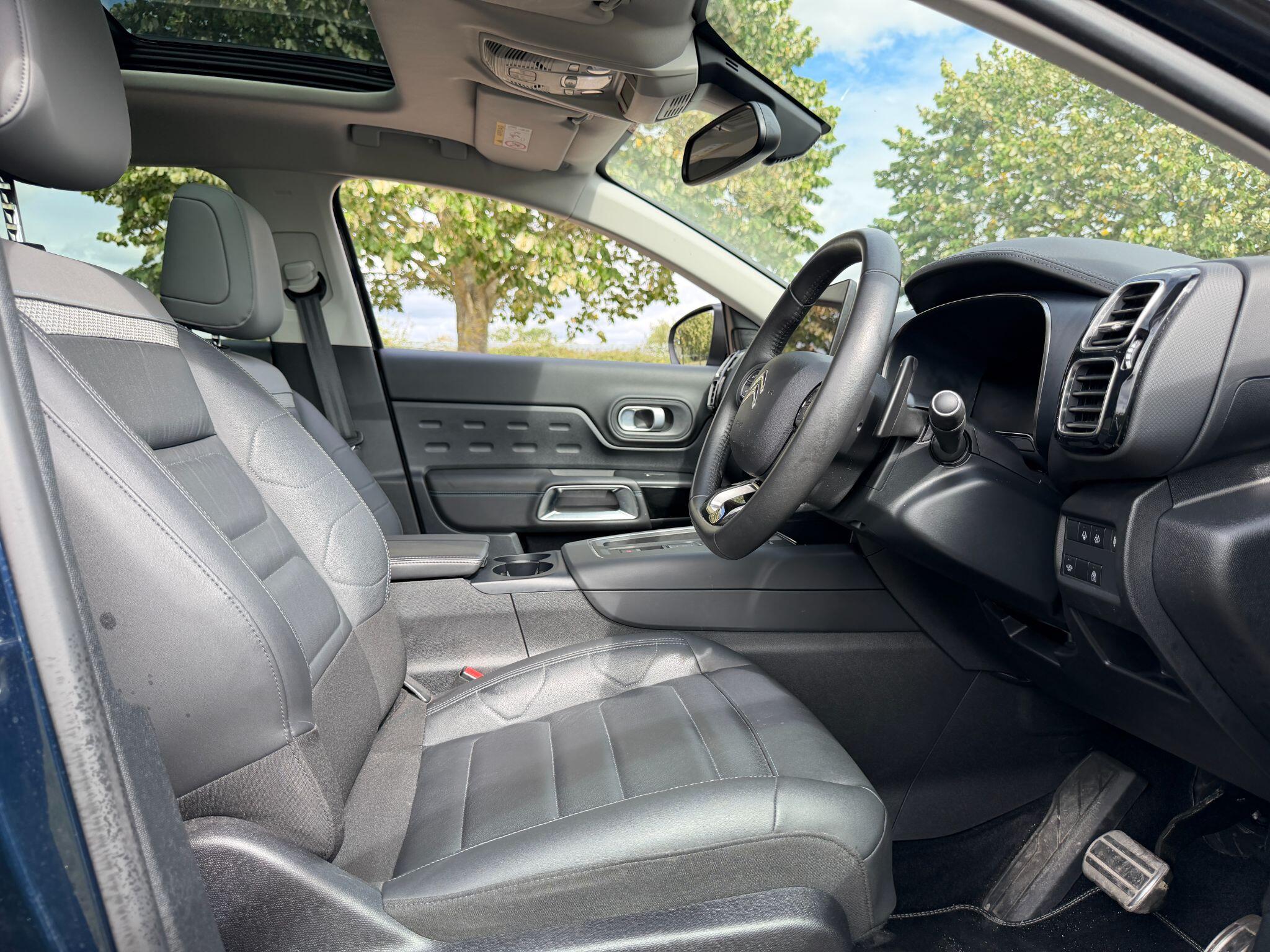 Citroen C5 Aircross view 23