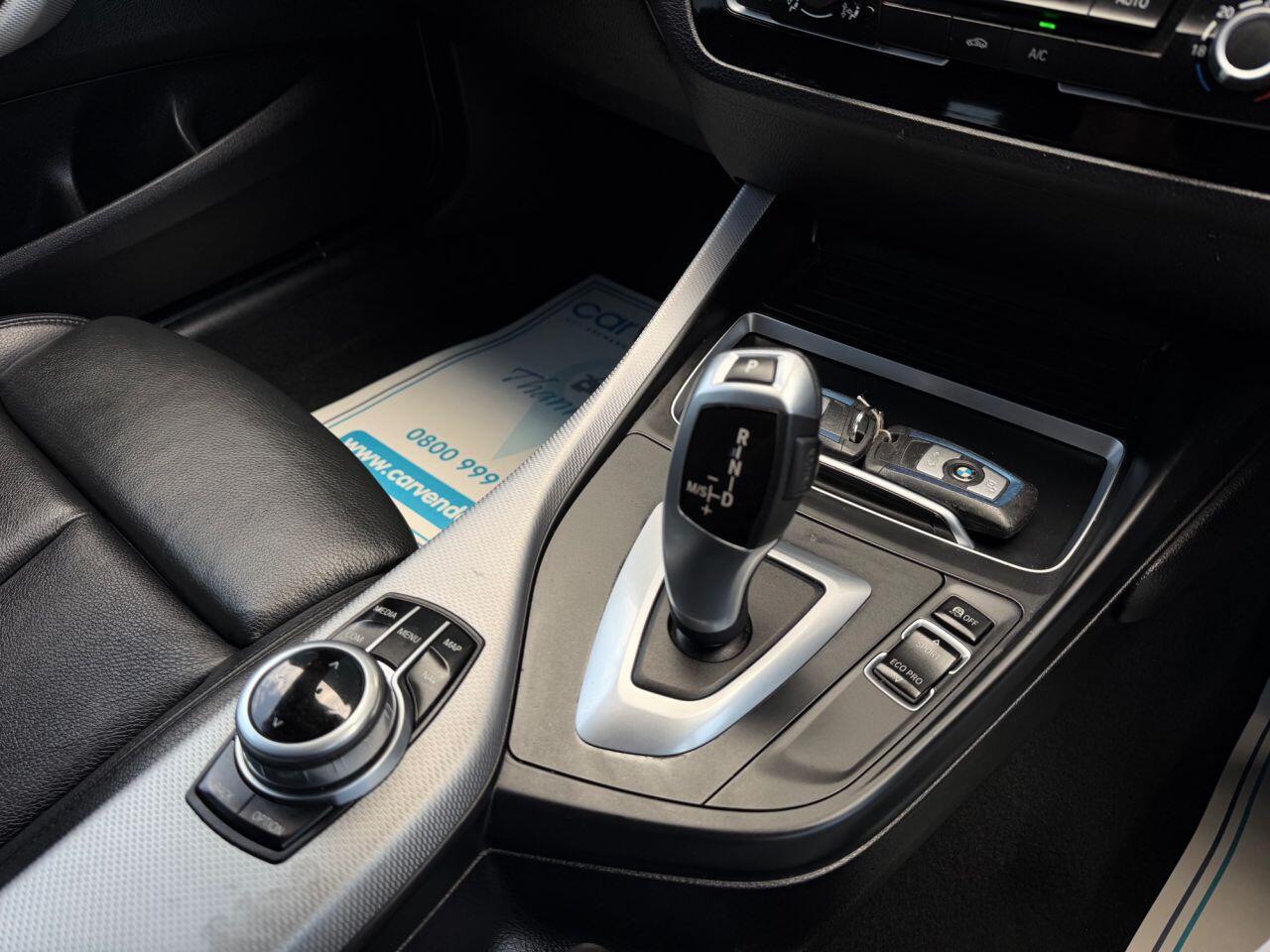 BMW 1 Series view 34
