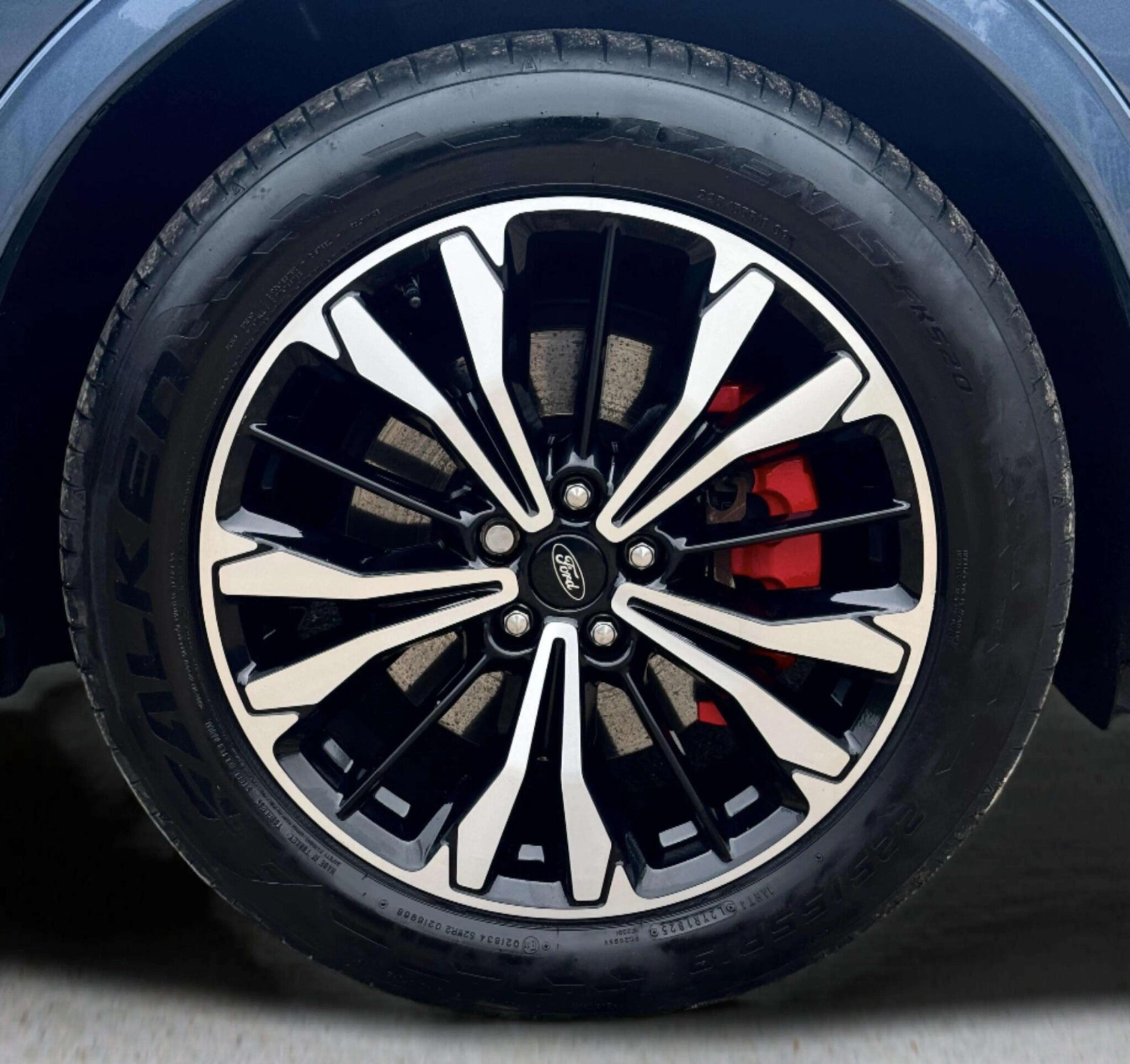 Ford Kuga view 82