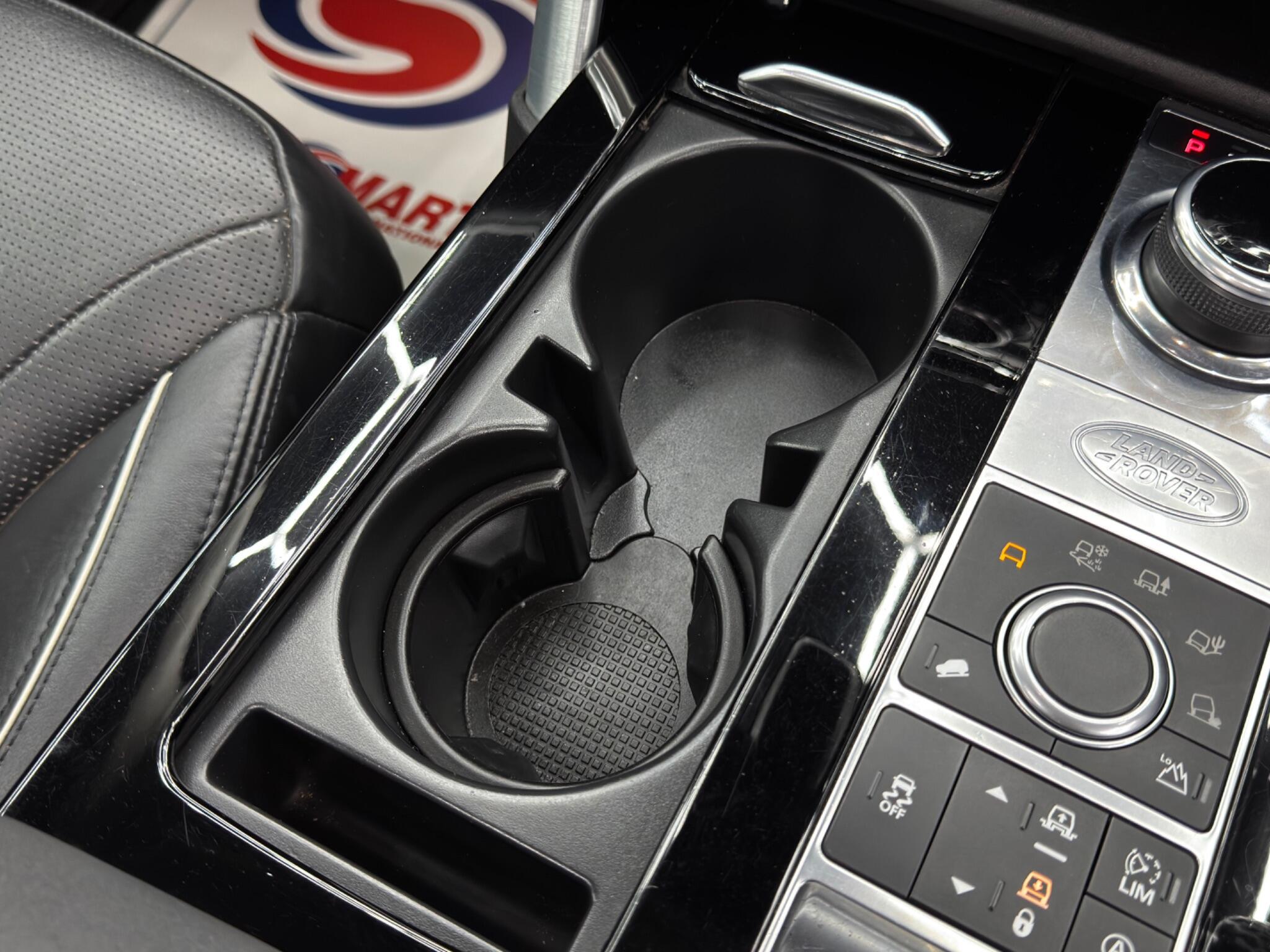 Land Rover Discovery view 28
