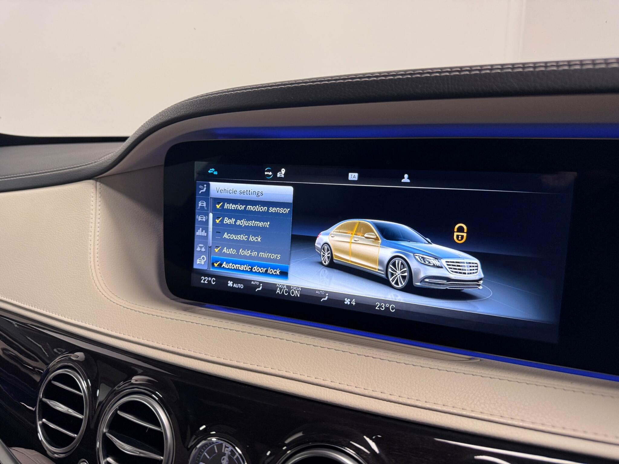 Mercedes-Benz S Class view 64