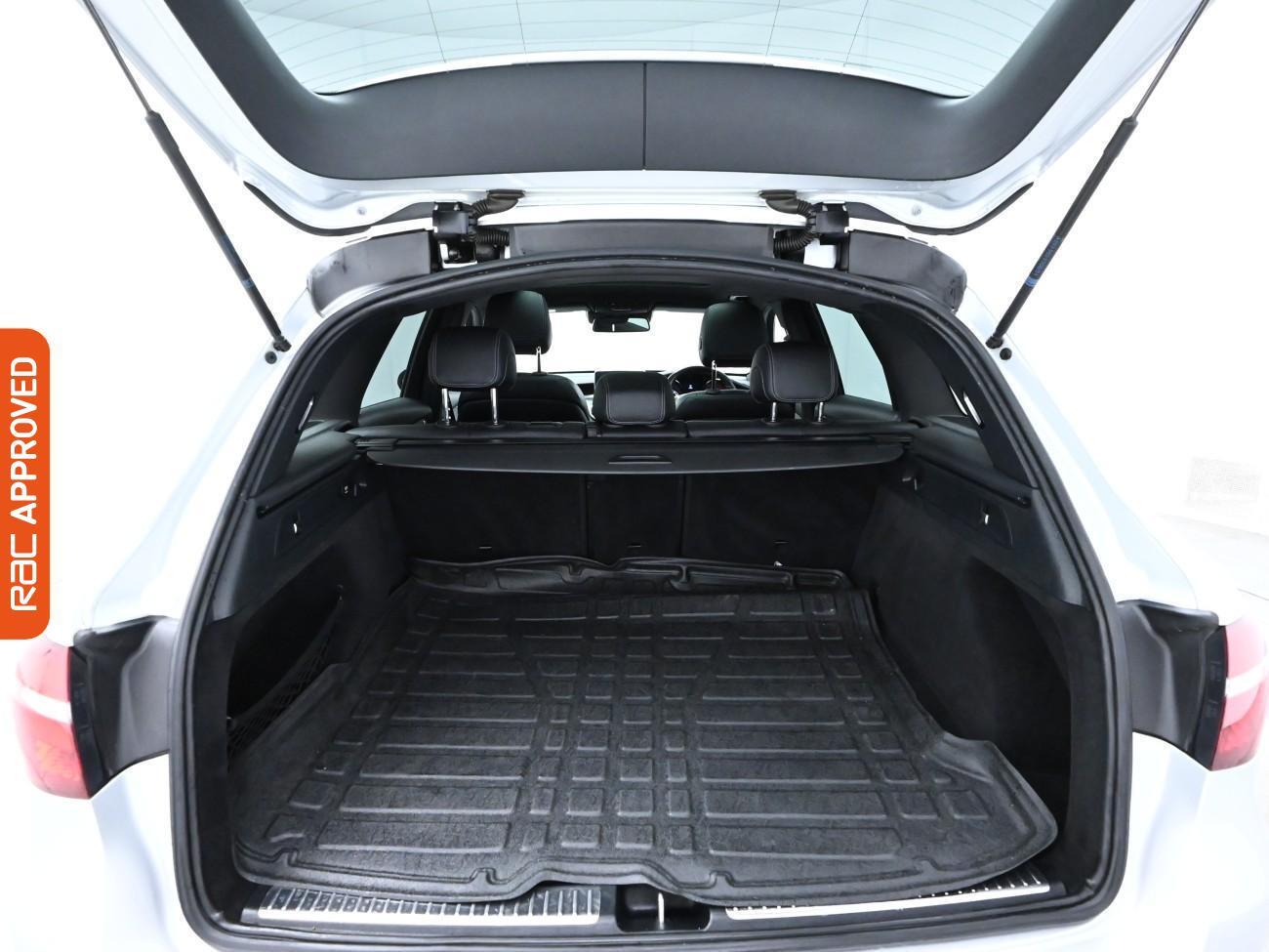 Mercedes-Benz GLC view 27