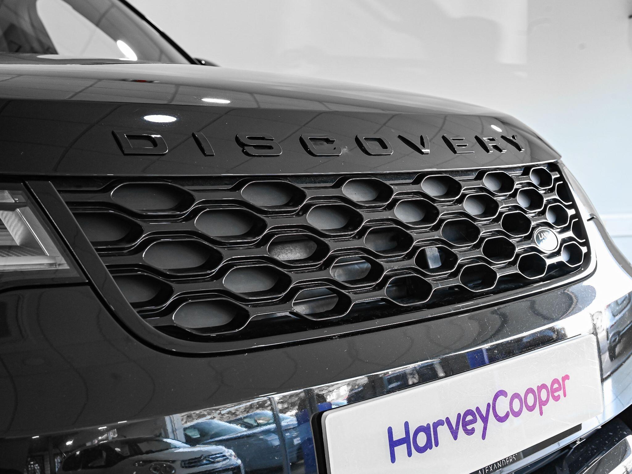 Land Rover Discovery view 19