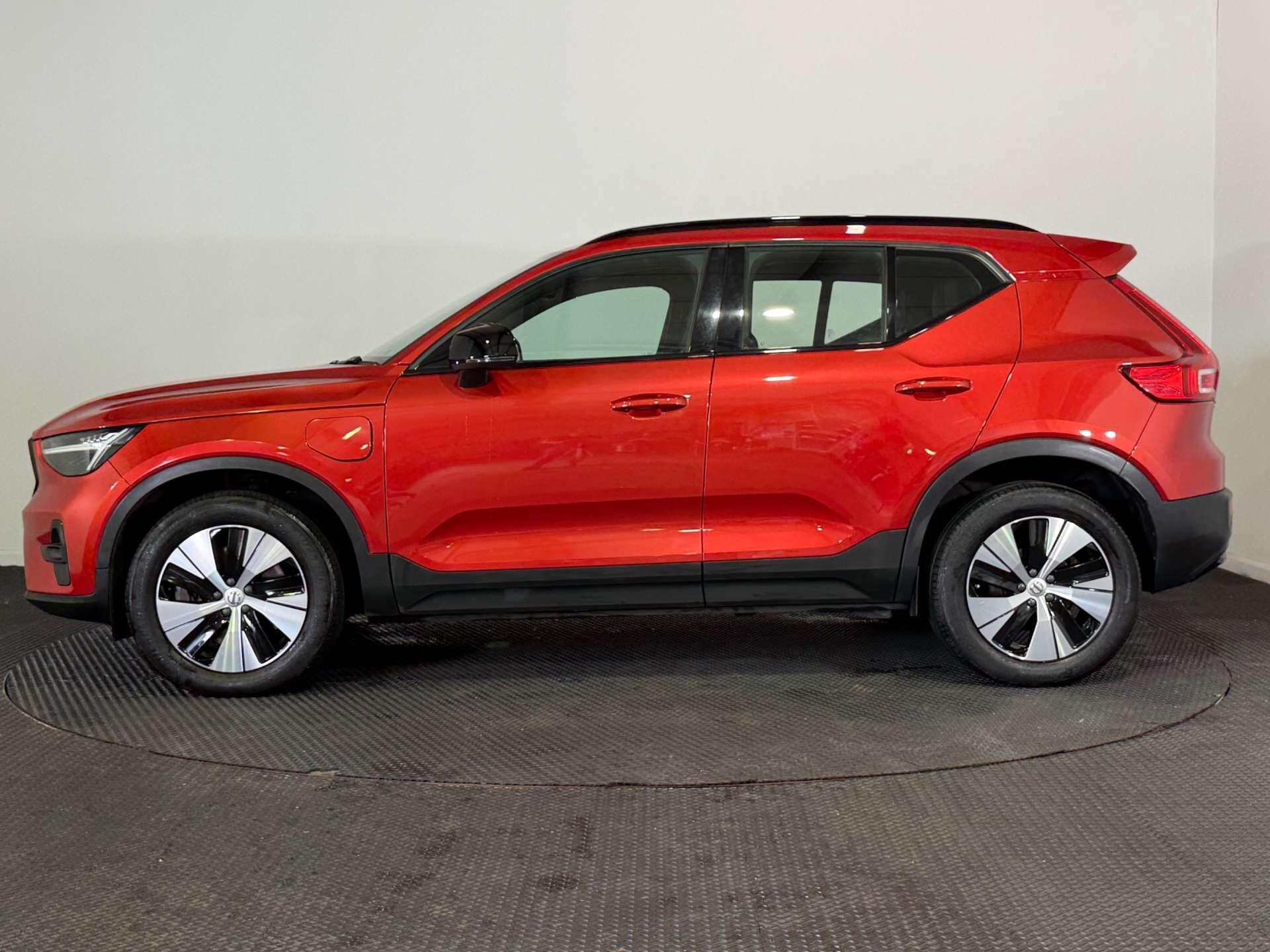 Volvo XC40 view 4