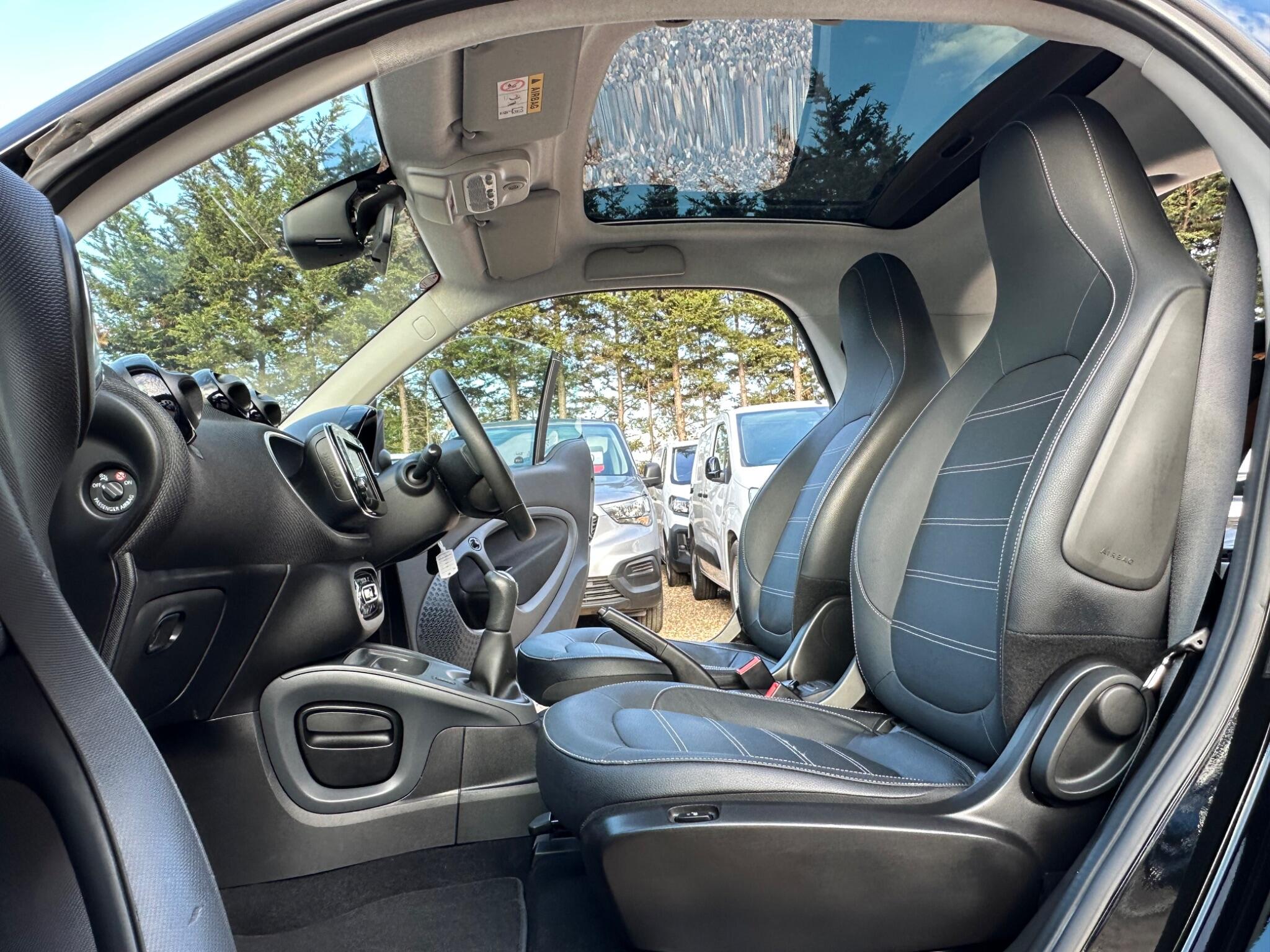 Smart Fortwo view 16