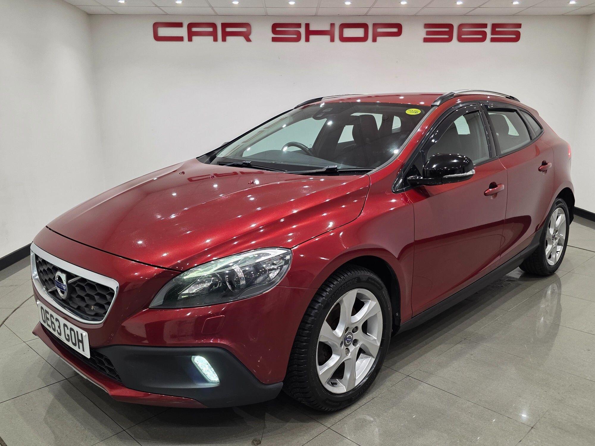 Volvo V40 Cross Country view 39