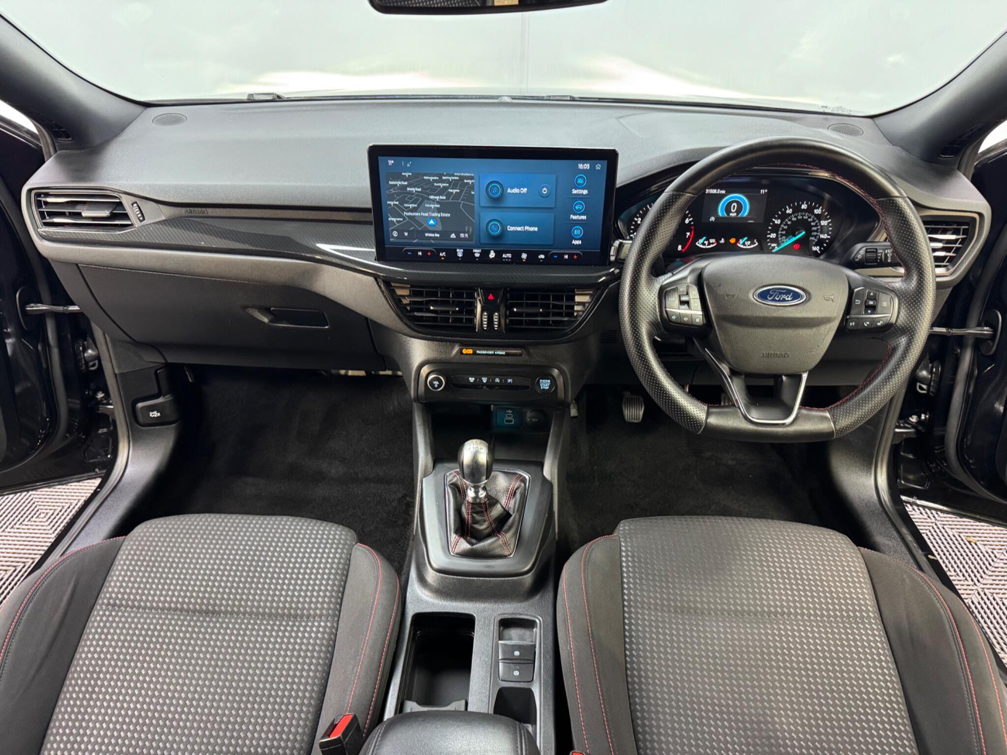 Ford Focus view 4