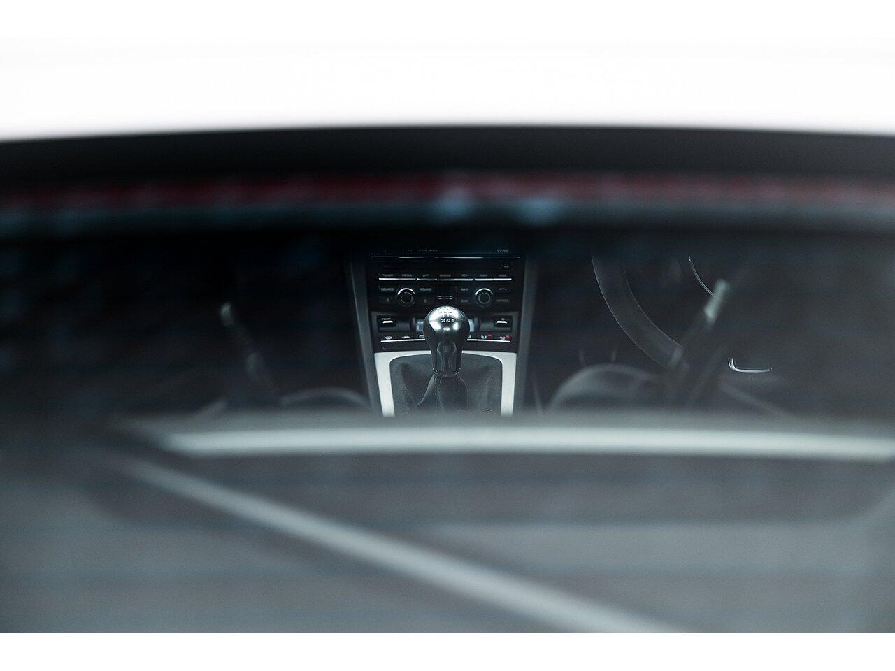 Porsche Cayman view 30