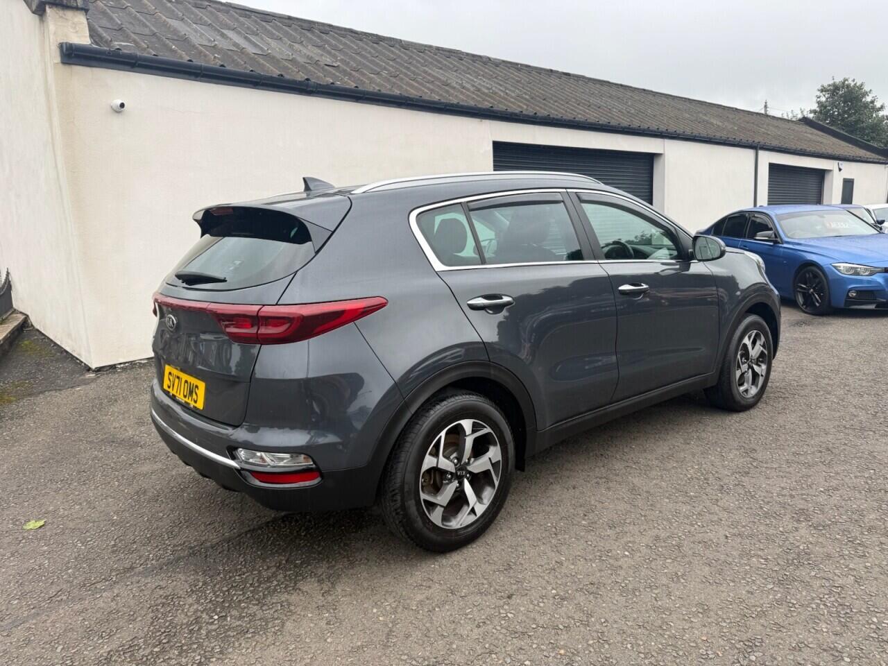 Kia Sportage view 3