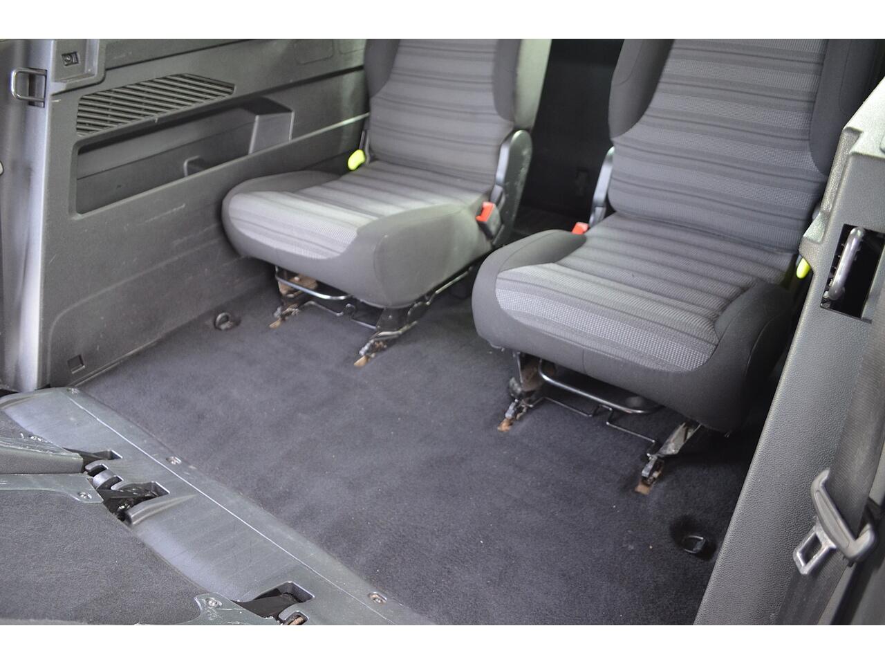 Vauxhall Combo Life view 24