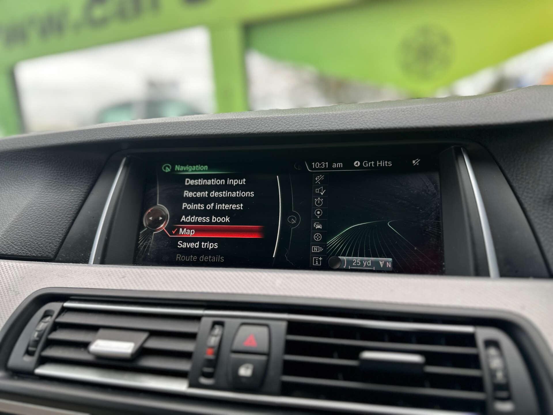 BMW 5 Series view 20