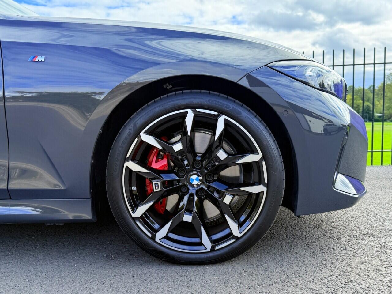 BMW 3 Series view 64