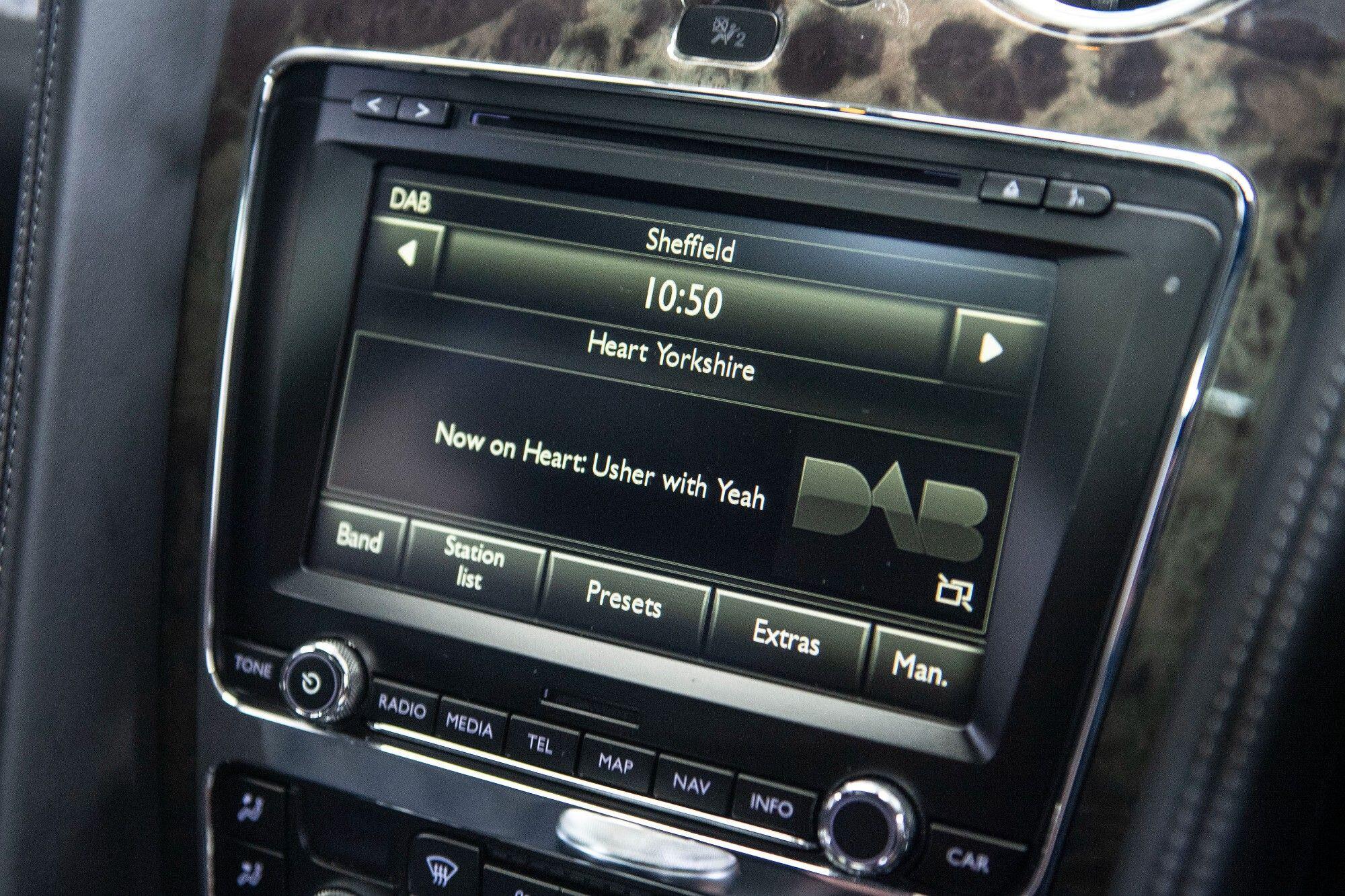 Bentley Flying Spur view 21
