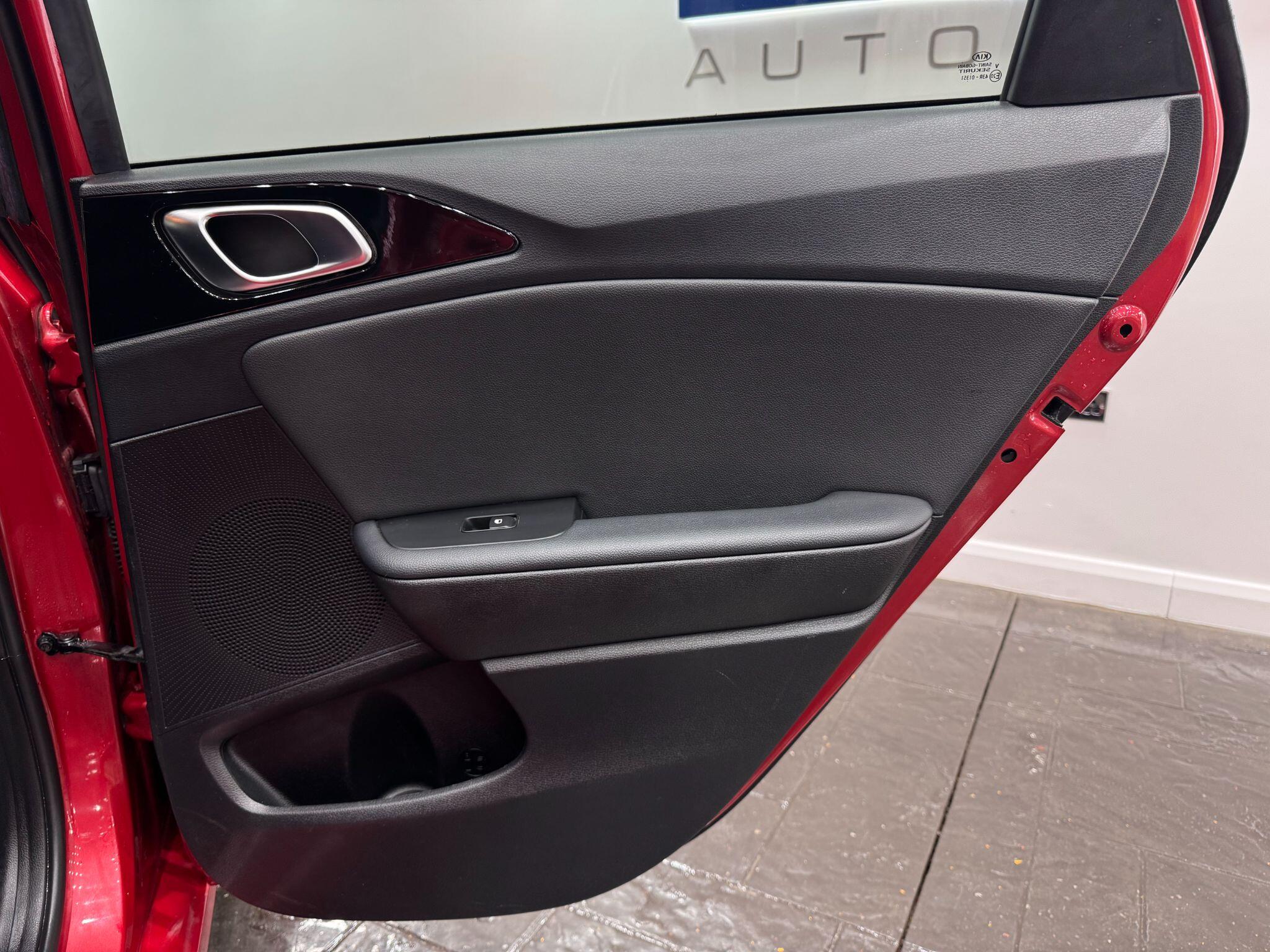 Kia Ceed view 46