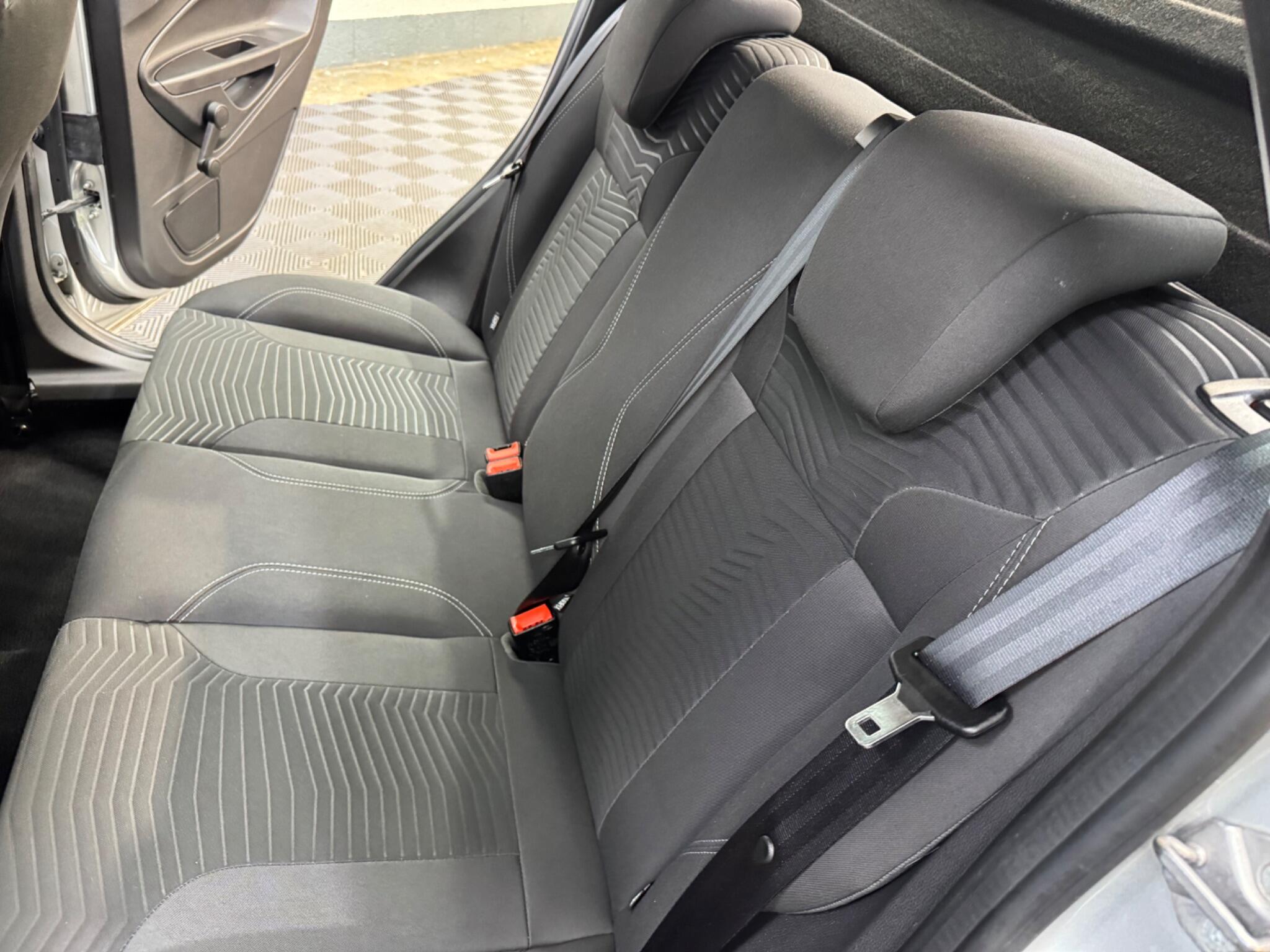 Ford Fiesta view 12