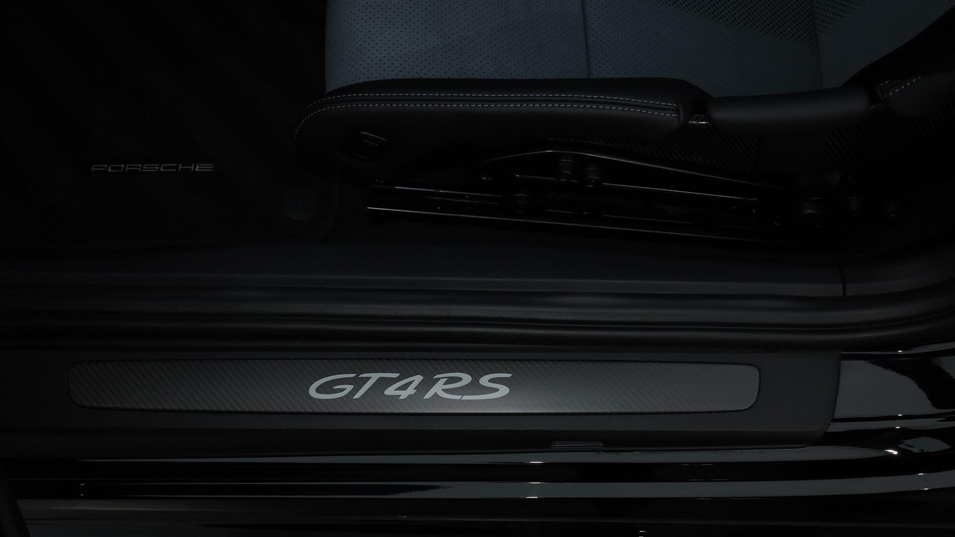 Porsche Cayman view 38