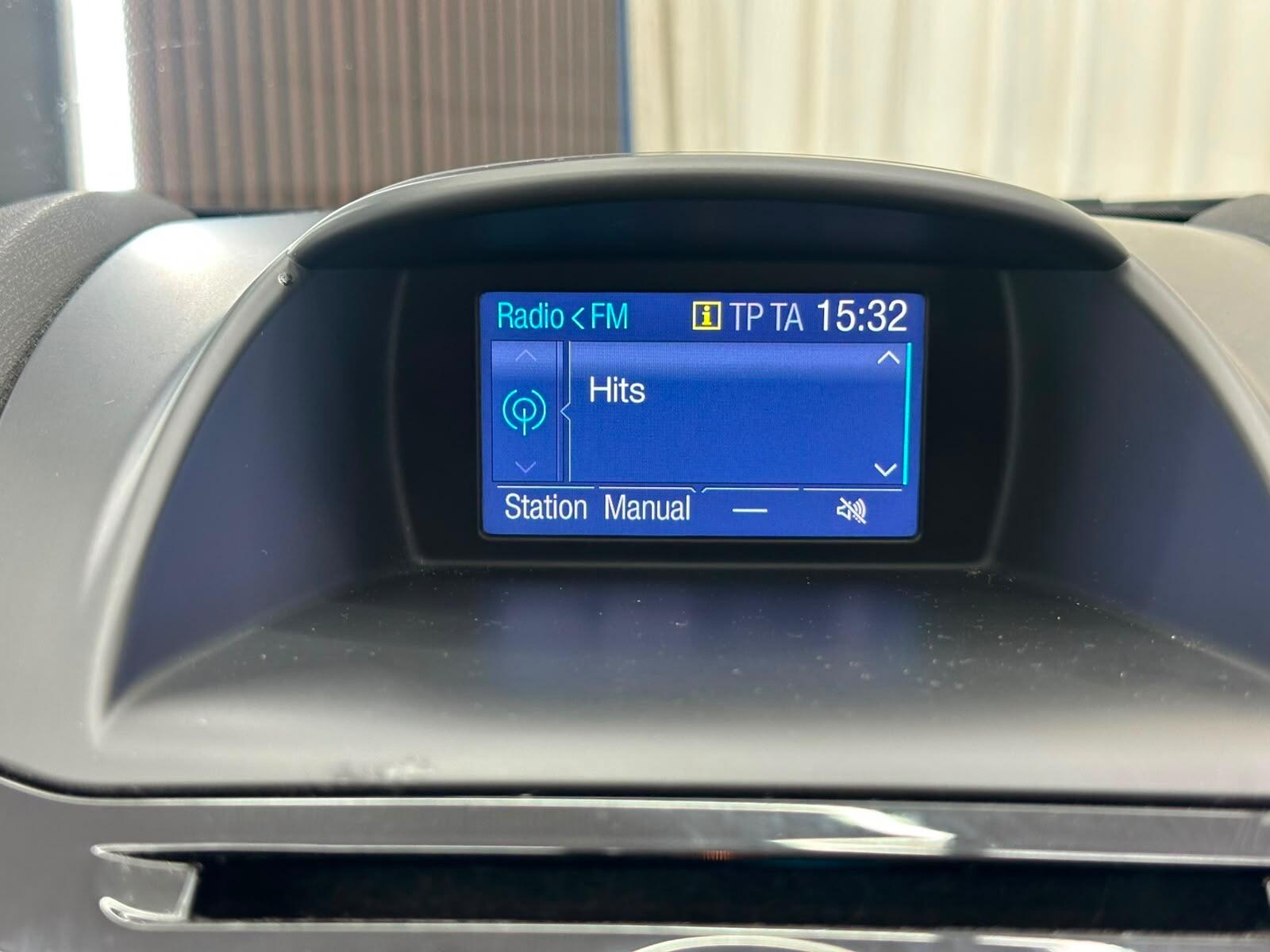Ford Fiesta view 34