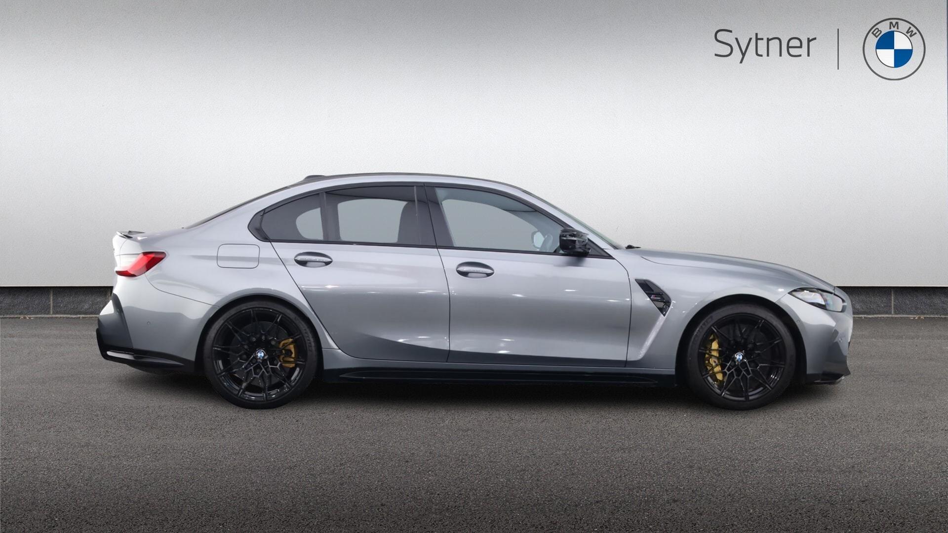 BMW M3 view 3